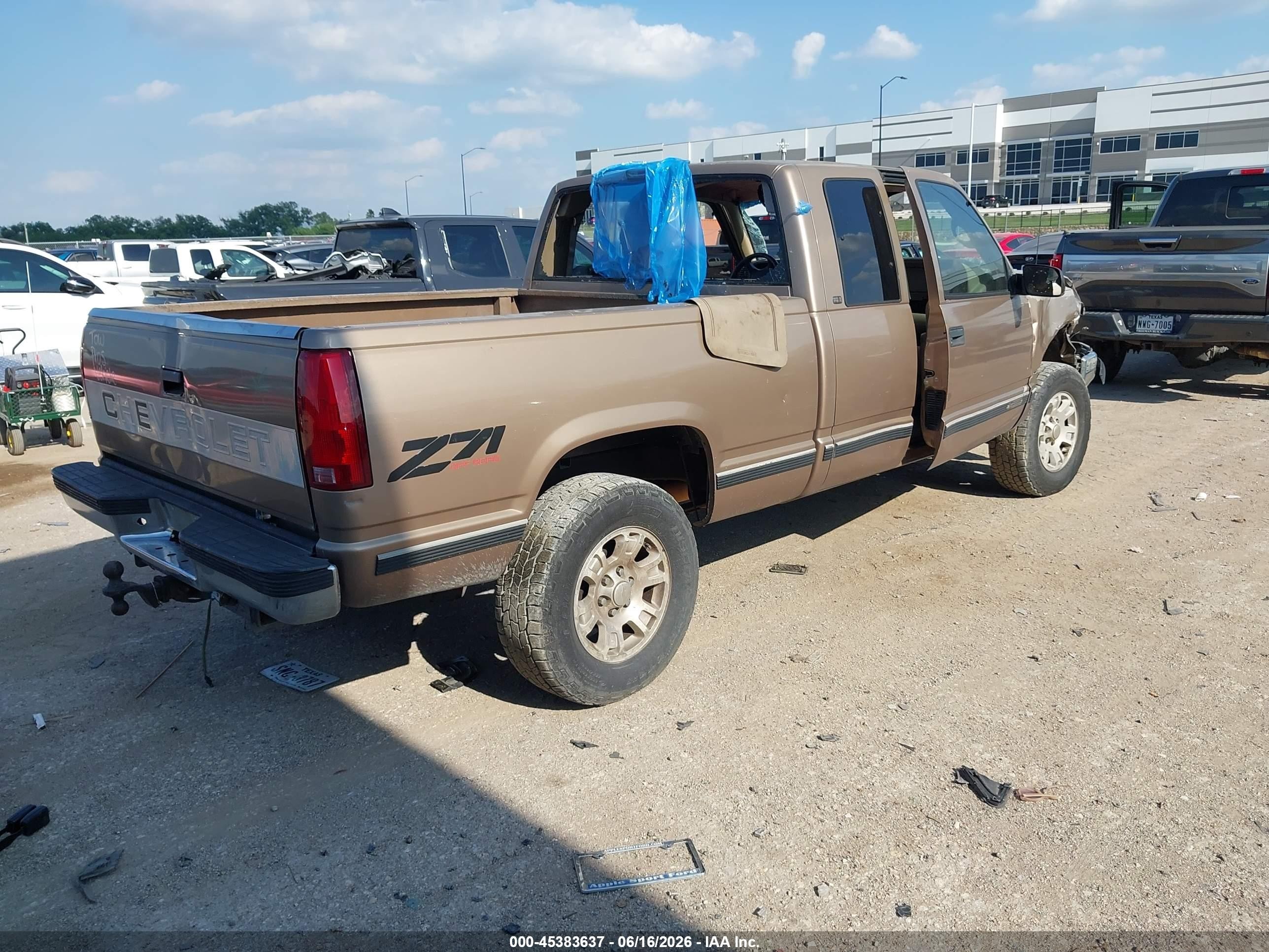 1997 Chevrolet K1500 Fleetside Brown vin: 2GCEK19R3V1241831