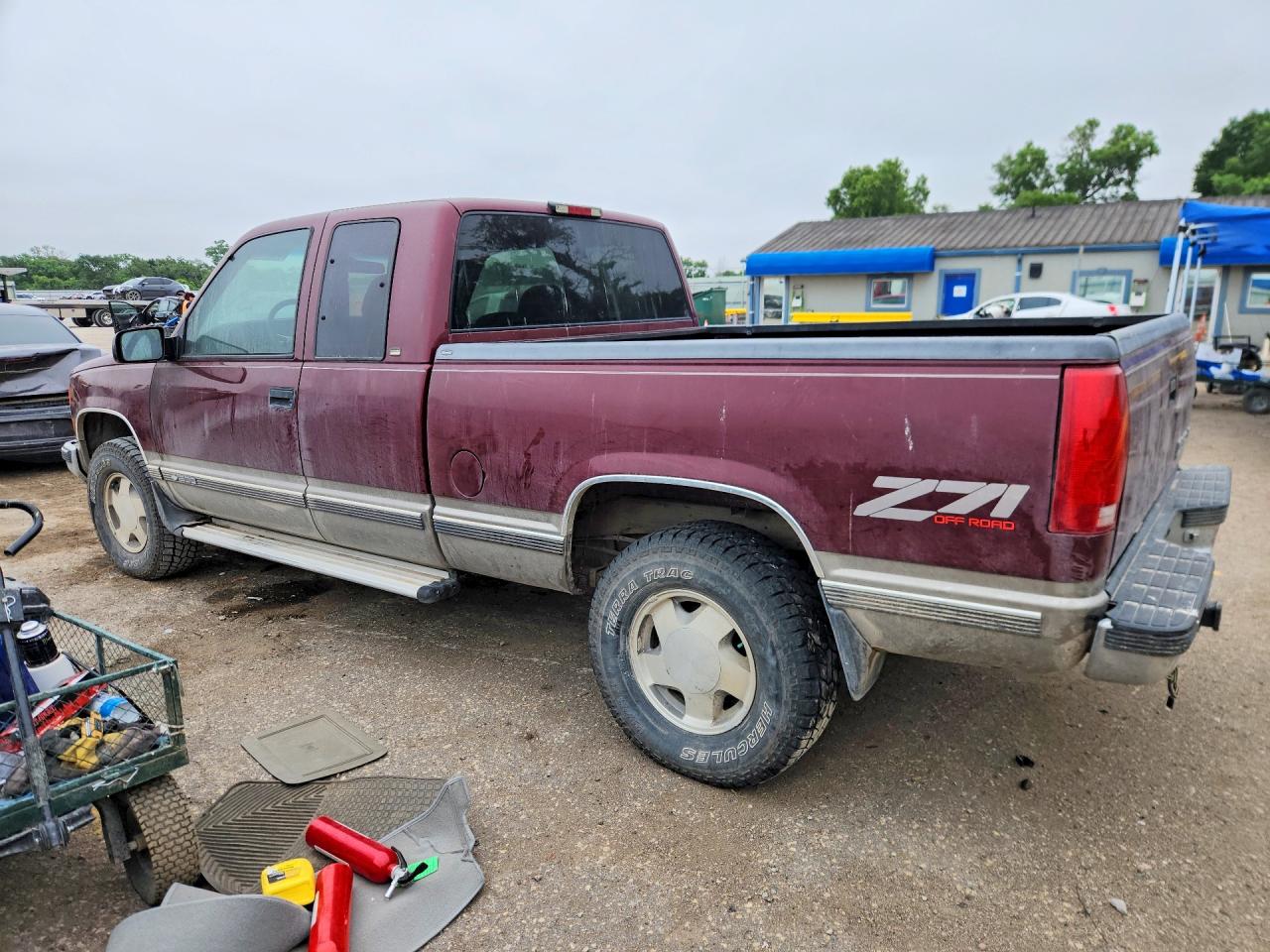 1998 Chevrolet Gmt-400 K1500 Бордовый vin: 2GCEK19R3W1136305