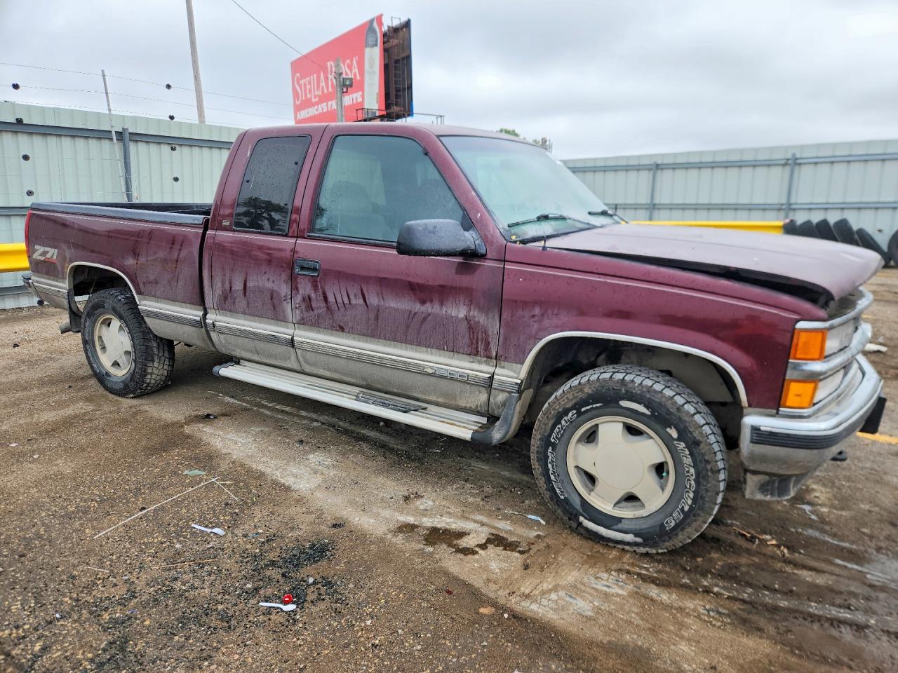 1998 Chevrolet Gmt-400 K1500 Бордовый vin: 2GCEK19R3W1136305
