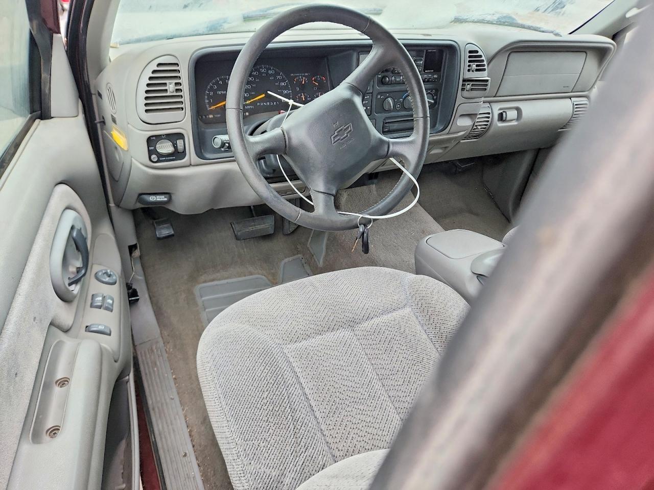1998 Chevrolet Gmt-400 K1500 Бордовый vin: 2GCEK19R3W1136305