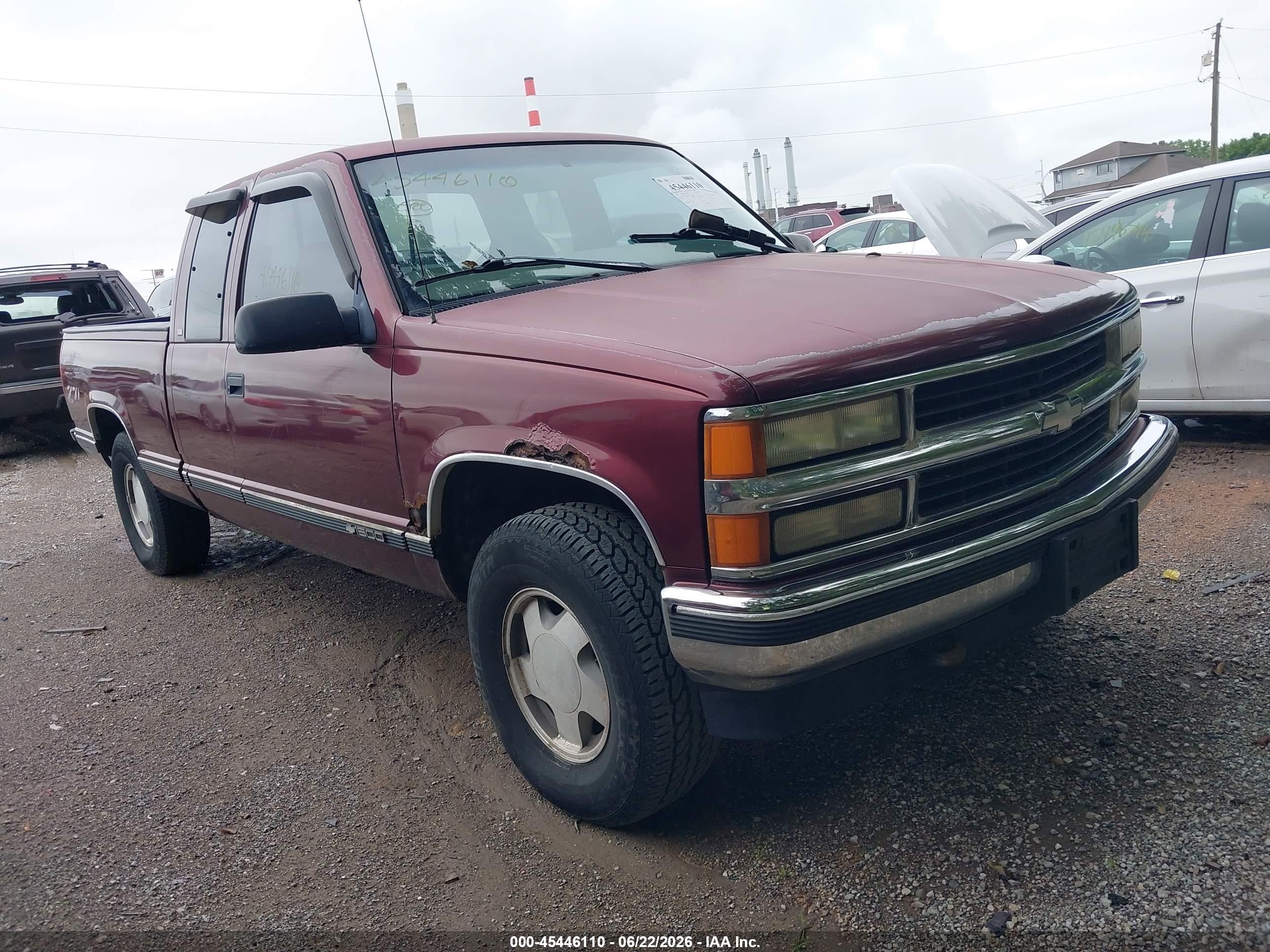 1998 Chevrolet C/k 1500 Fleetside Burgundy vin: 2GCEK19R3W1243015