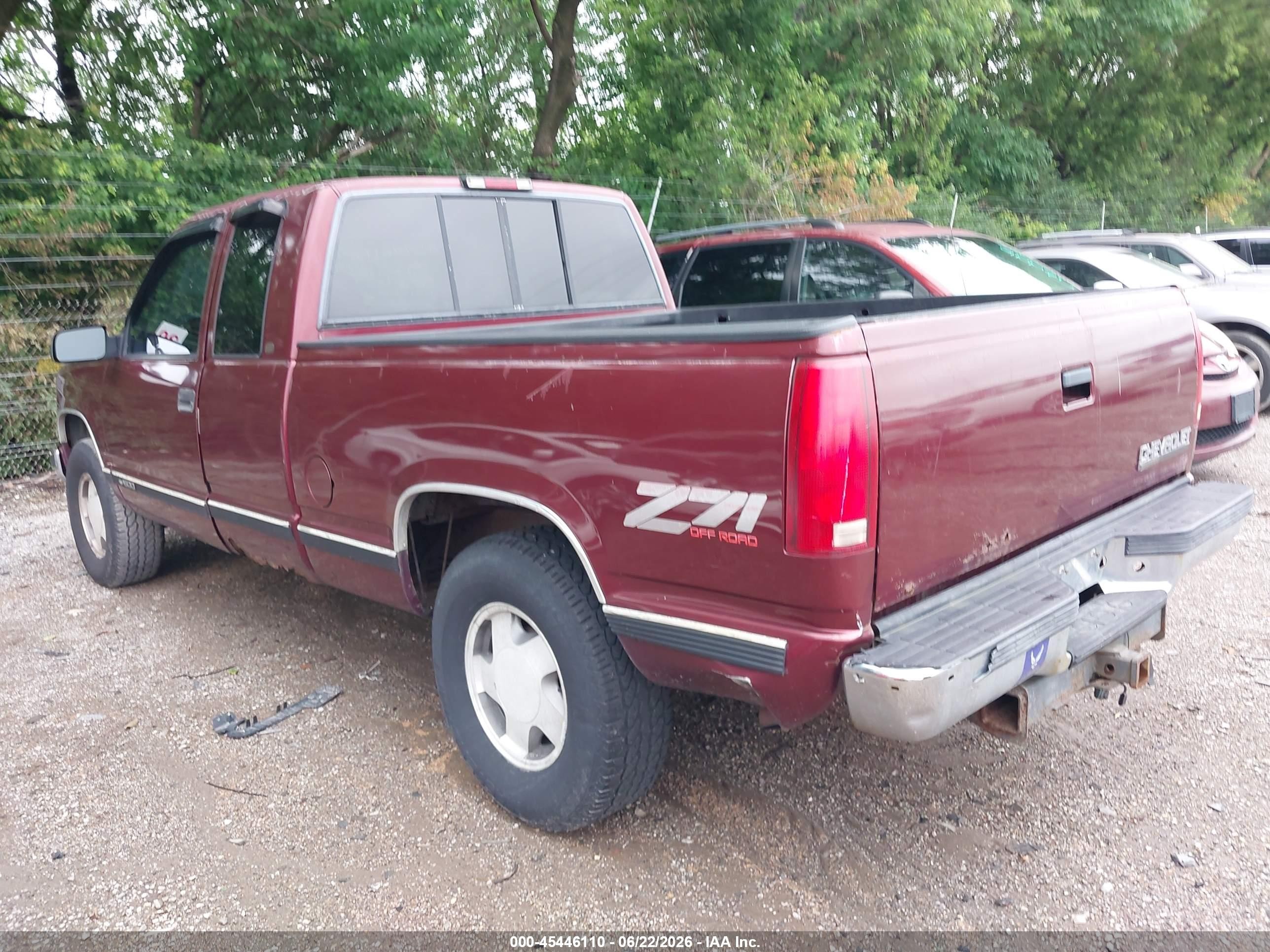 1998 Chevrolet C/k 1500 Fleetside Burgundy vin: 2GCEK19R3W1243015