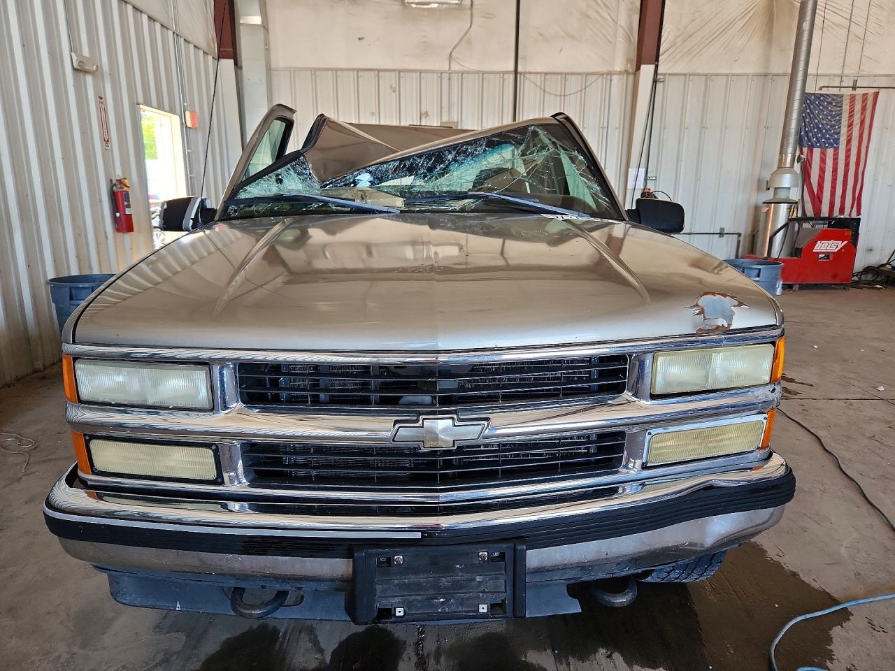 1998 Chevrolet Gmt-400 K1500 Tan vin: 2GCEK19R3W1258789