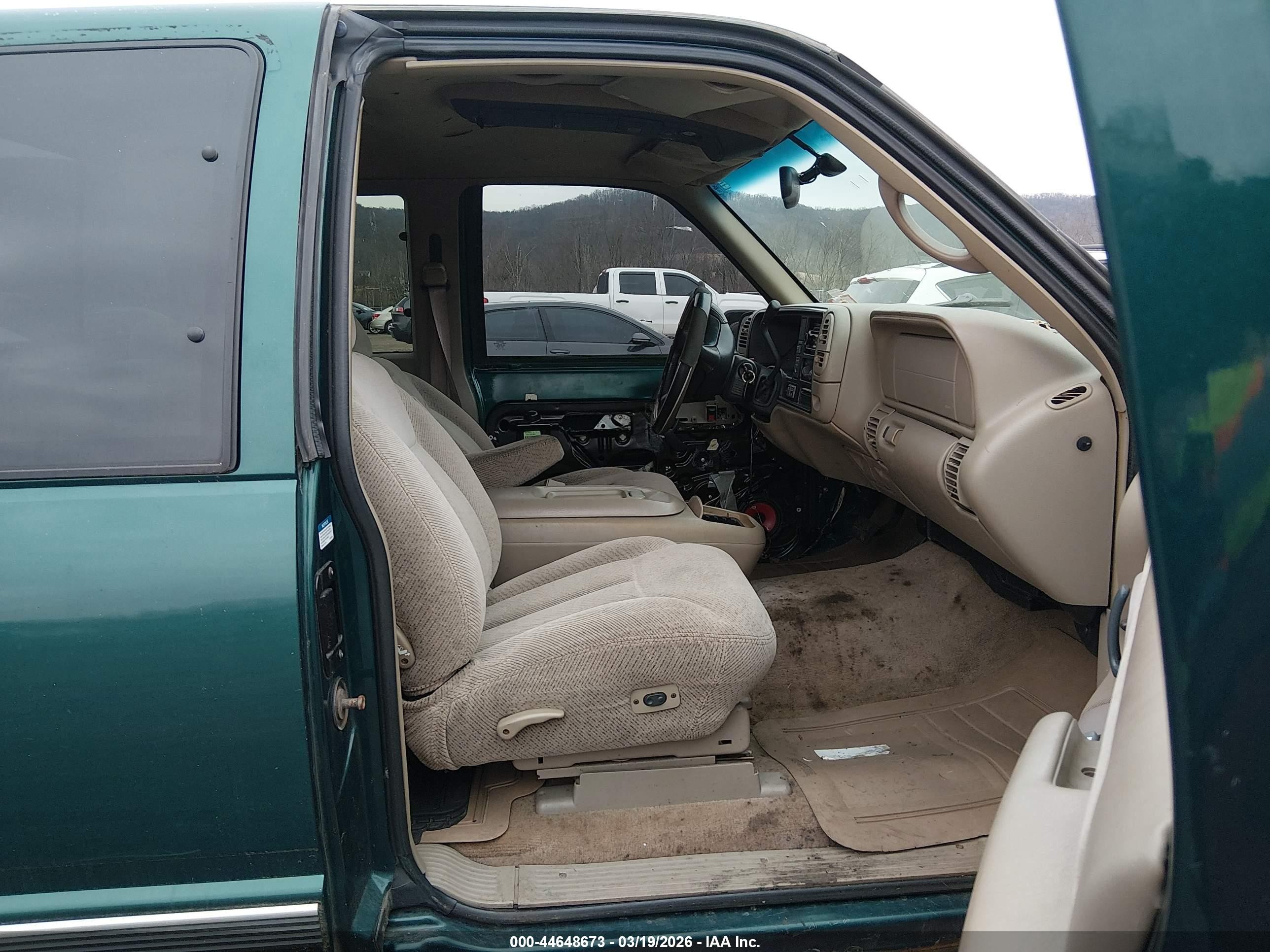 1997 Chevrolet K1500 Fleetside Зеленый vin: 2GCEK19R4V1111430
