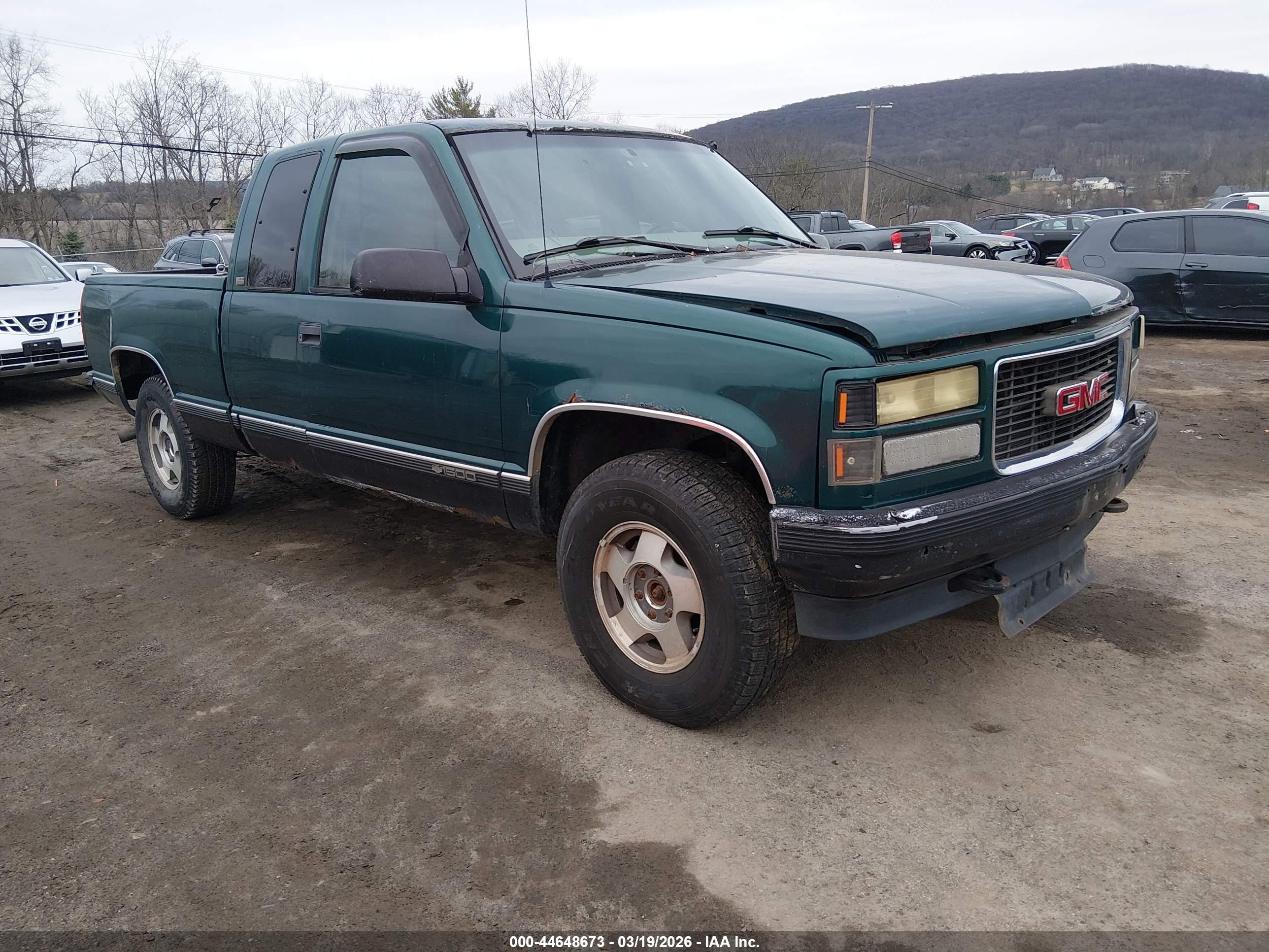 1997 Chevrolet K1500 Fleetside Green vin: 2GCEK19R4V1111430