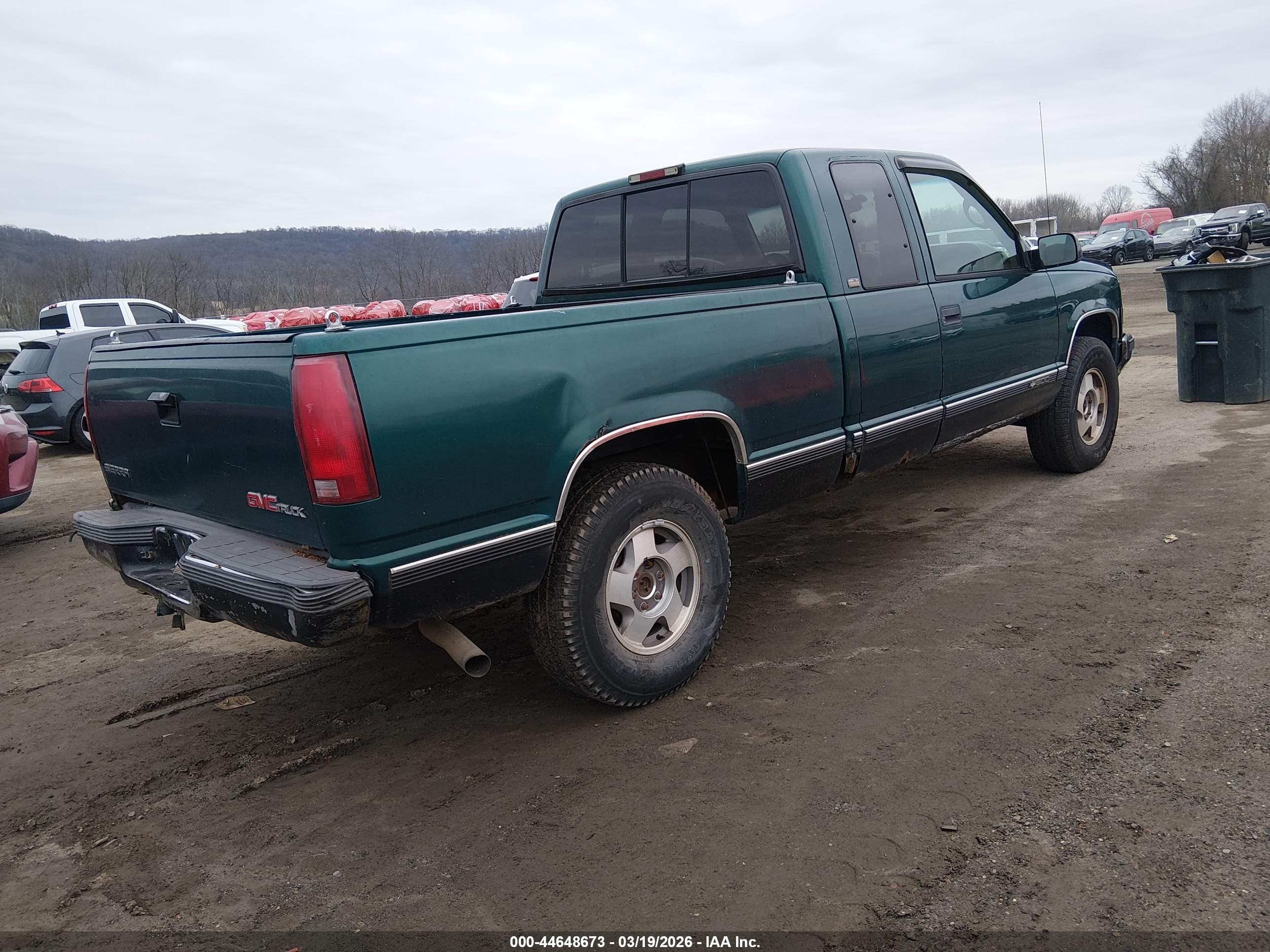 1997 Chevrolet K1500 Fleetside Зеленый vin: 2GCEK19R4V1111430