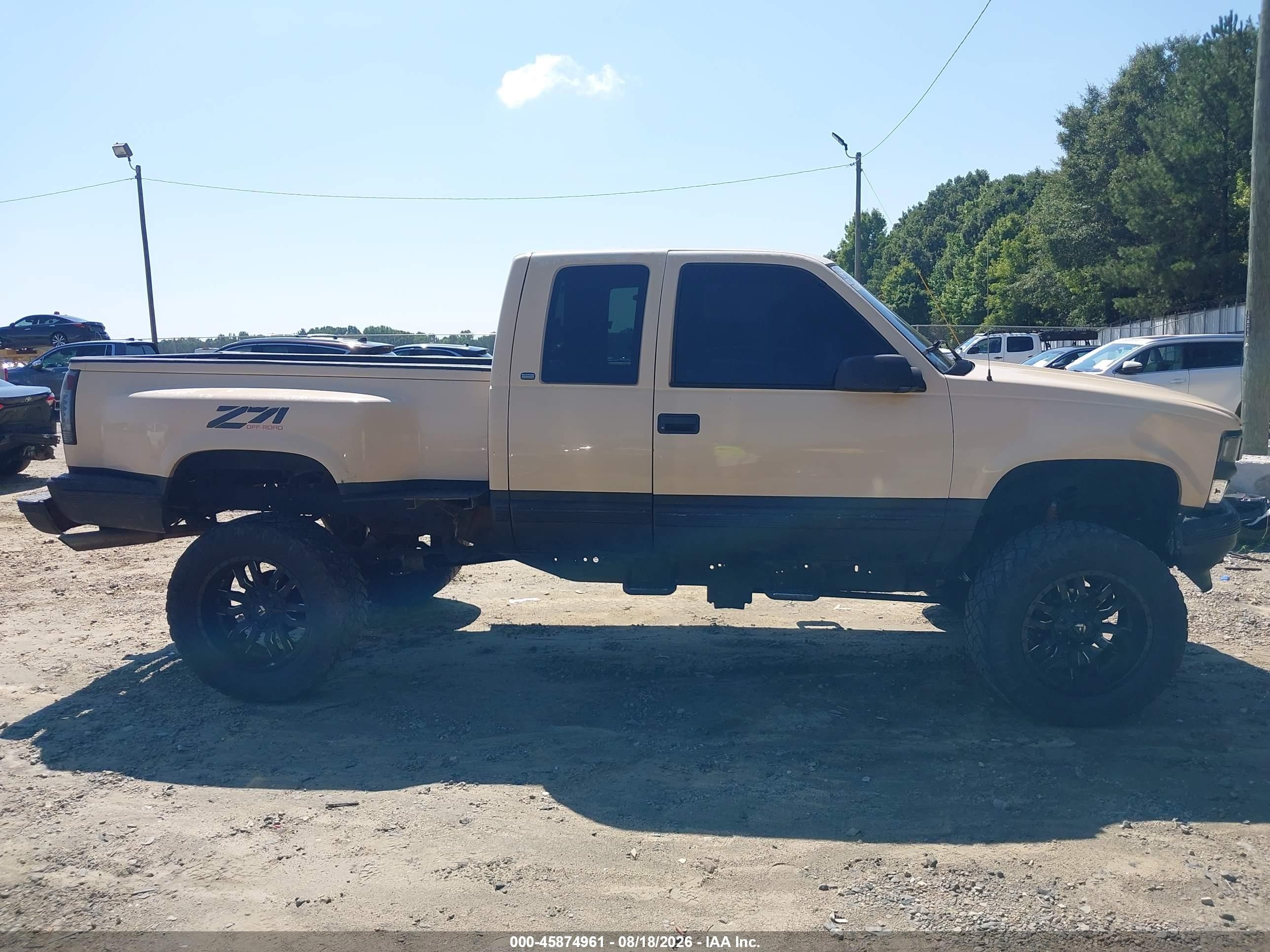 1997 Chevrolet K1500 Sportside Beige vin: 2GCEK19R4V1250232
