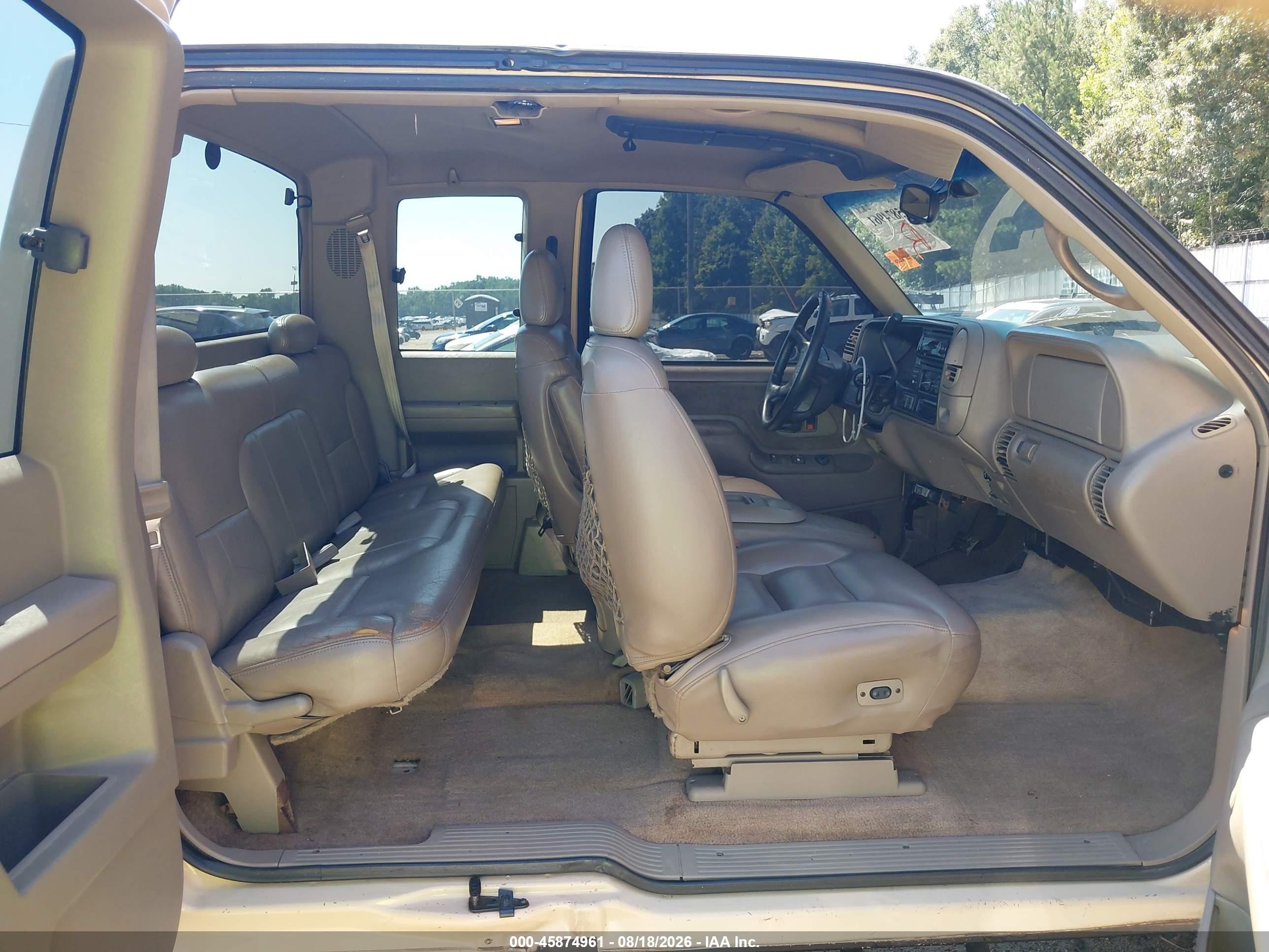 1997 Chevrolet K1500 Sportside Beige vin: 2GCEK19R4V1250232