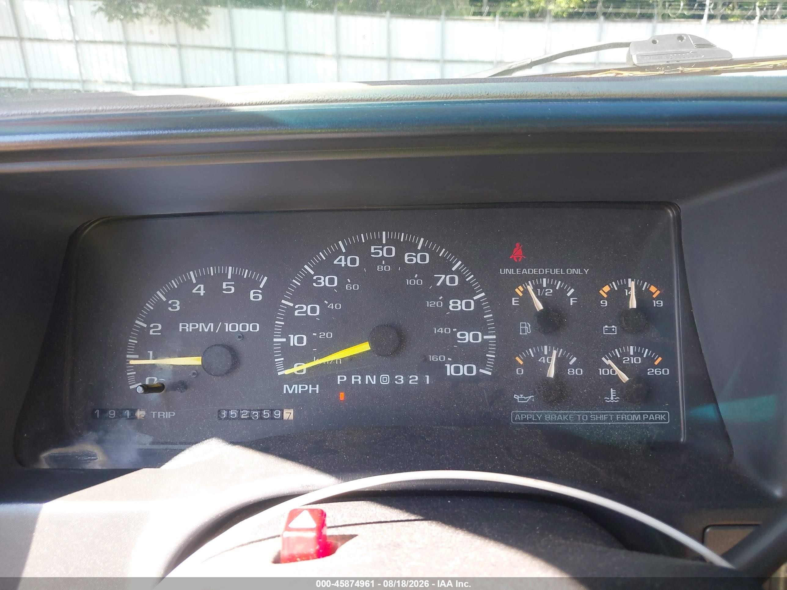 1997 Chevrolet K1500 Sportside Beige vin: 2GCEK19R4V1250232