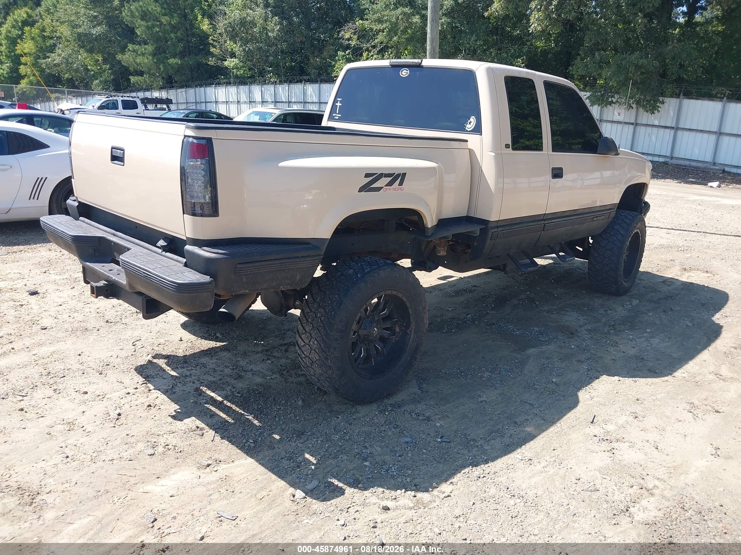 1997 Chevrolet K1500 Sportside Beige vin: 2GCEK19R4V1250232