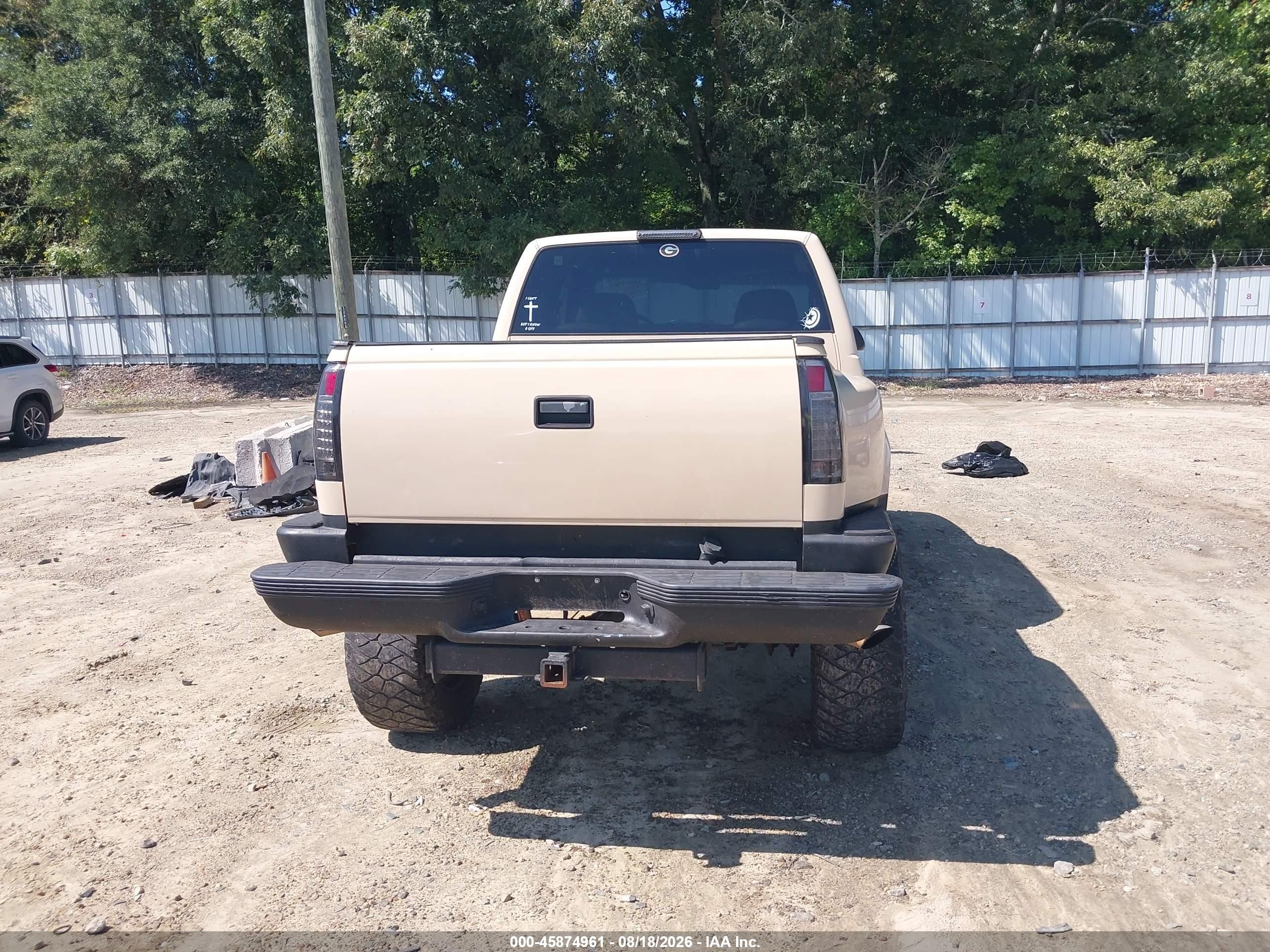 1997 Chevrolet K1500 Sportside Beige vin: 2GCEK19R4V1250232