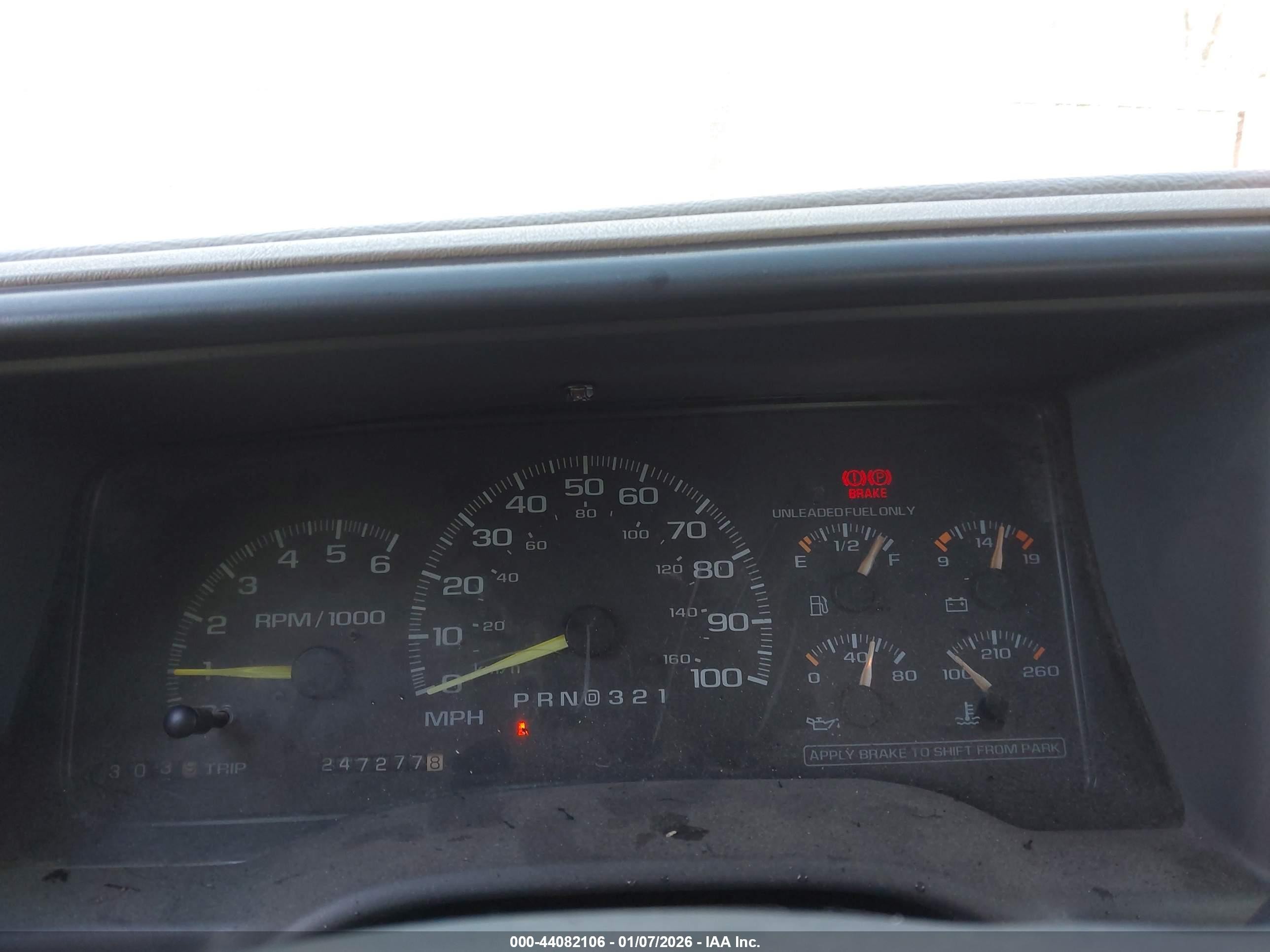 1998 Chevrolet K1500 Fleetside Красный vin: 2GCEK19R4W1143067