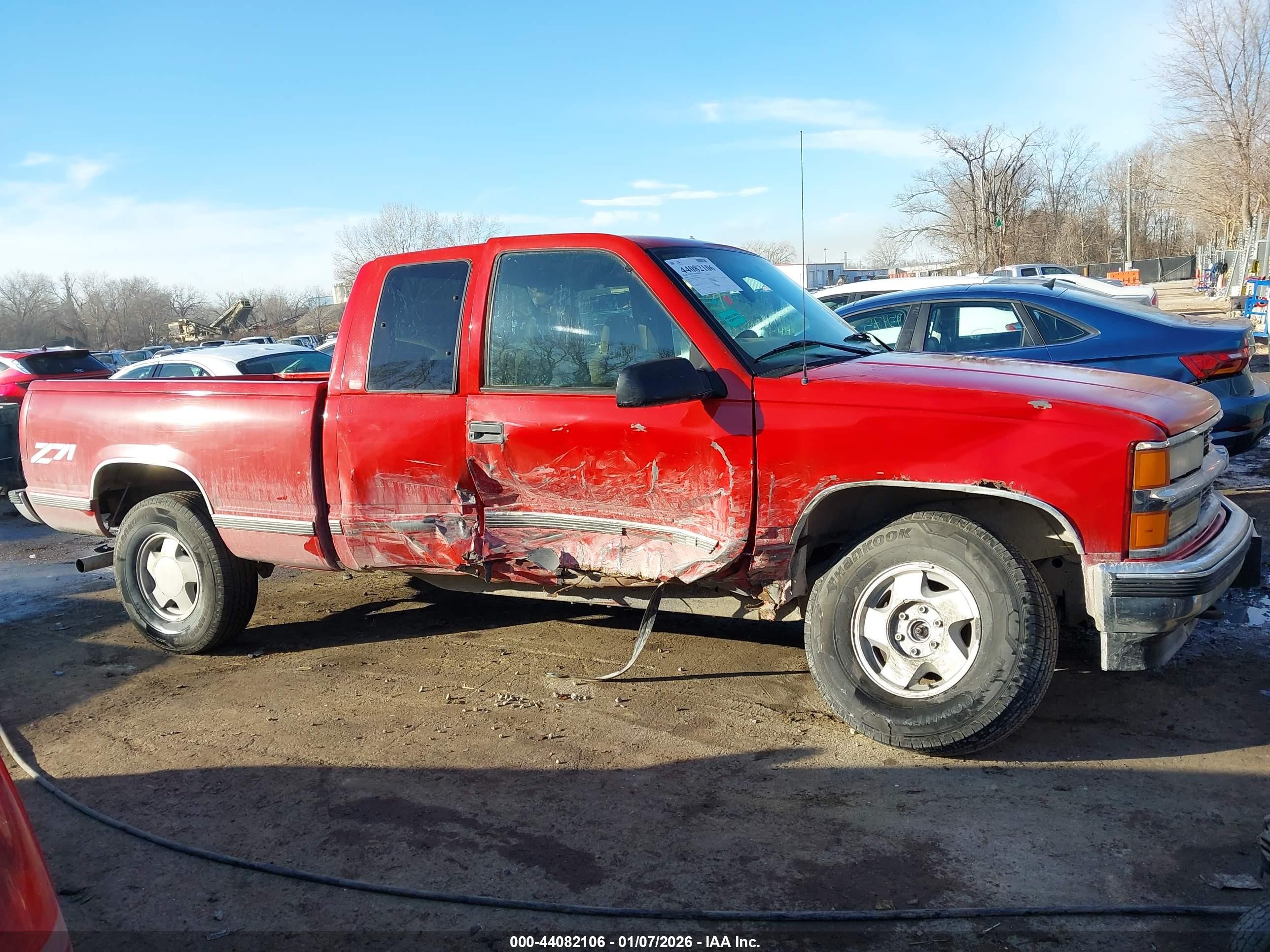 1998 Chevrolet K1500 Fleetside Красный vin: 2GCEK19R4W1143067