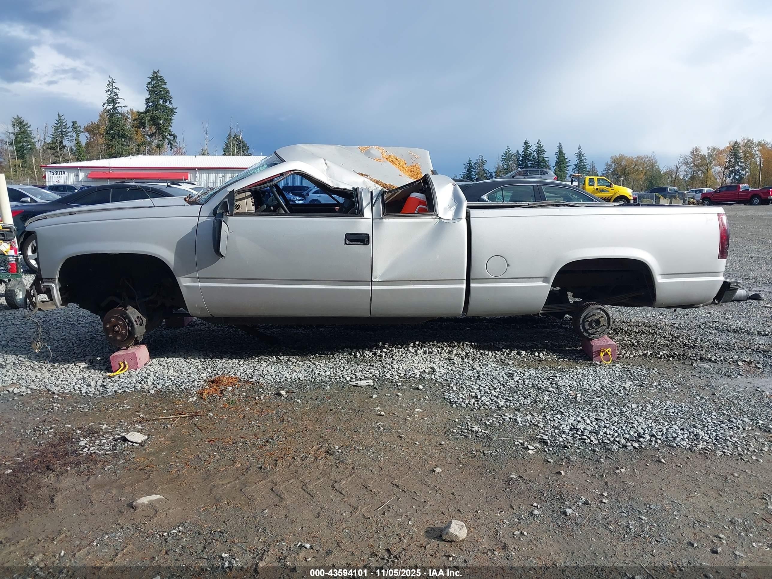 1997 Chevrolet K1500 Fleetside Tan vin: 2GCEK19R5V1211794