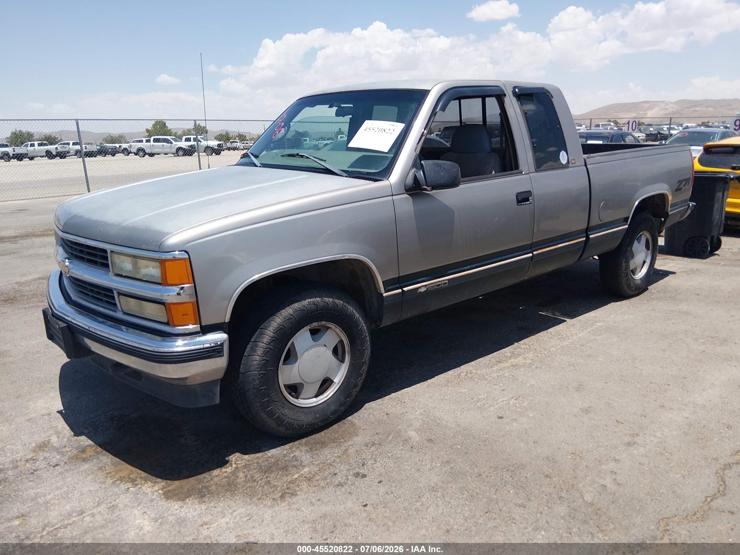 1998 Chevrolet C/k 1500 Fleetside Brown vin: 2GCEK19R5W1145247