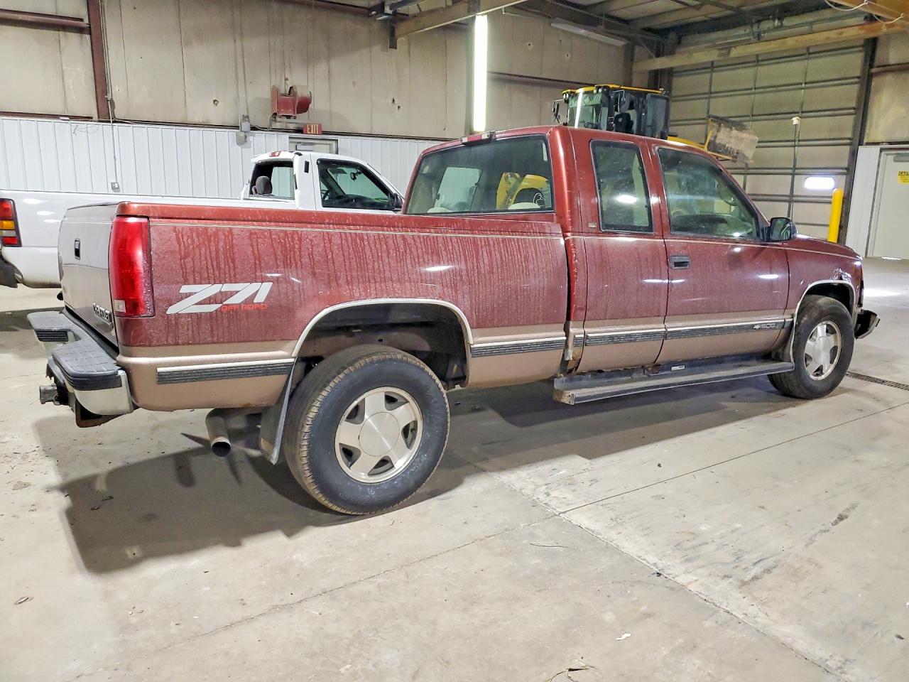 1998 Chevrolet Gmt-400 K1500 Red vin: 2GCEK19R5W1171993
