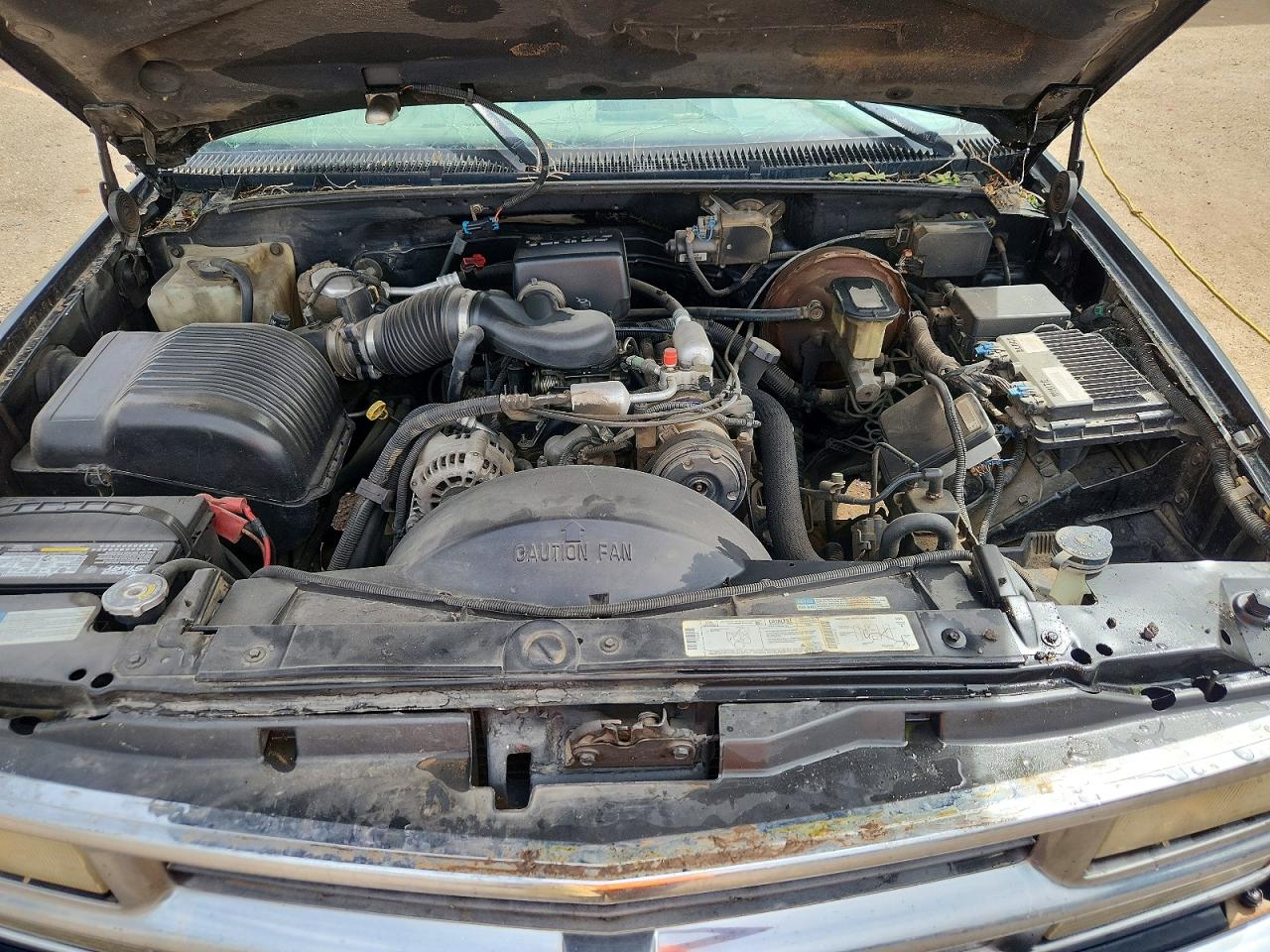 1998 Chevrolet Gmt-400 K1500 Black vin: 2GCEK19R5W1273049
