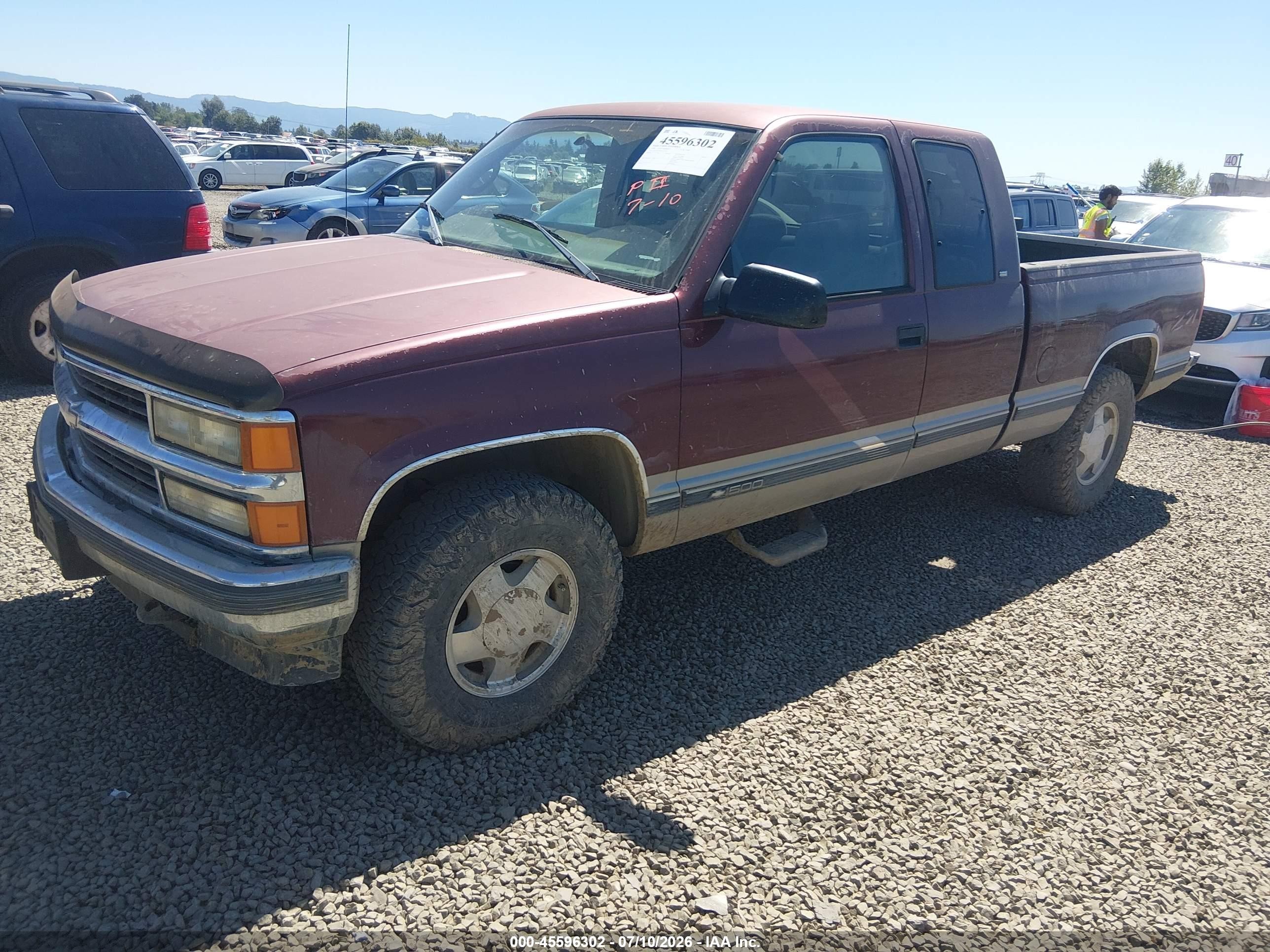1998 Chevrolet C/k 1500 Fleetside Red vin: 2GCEK19R5W1273729