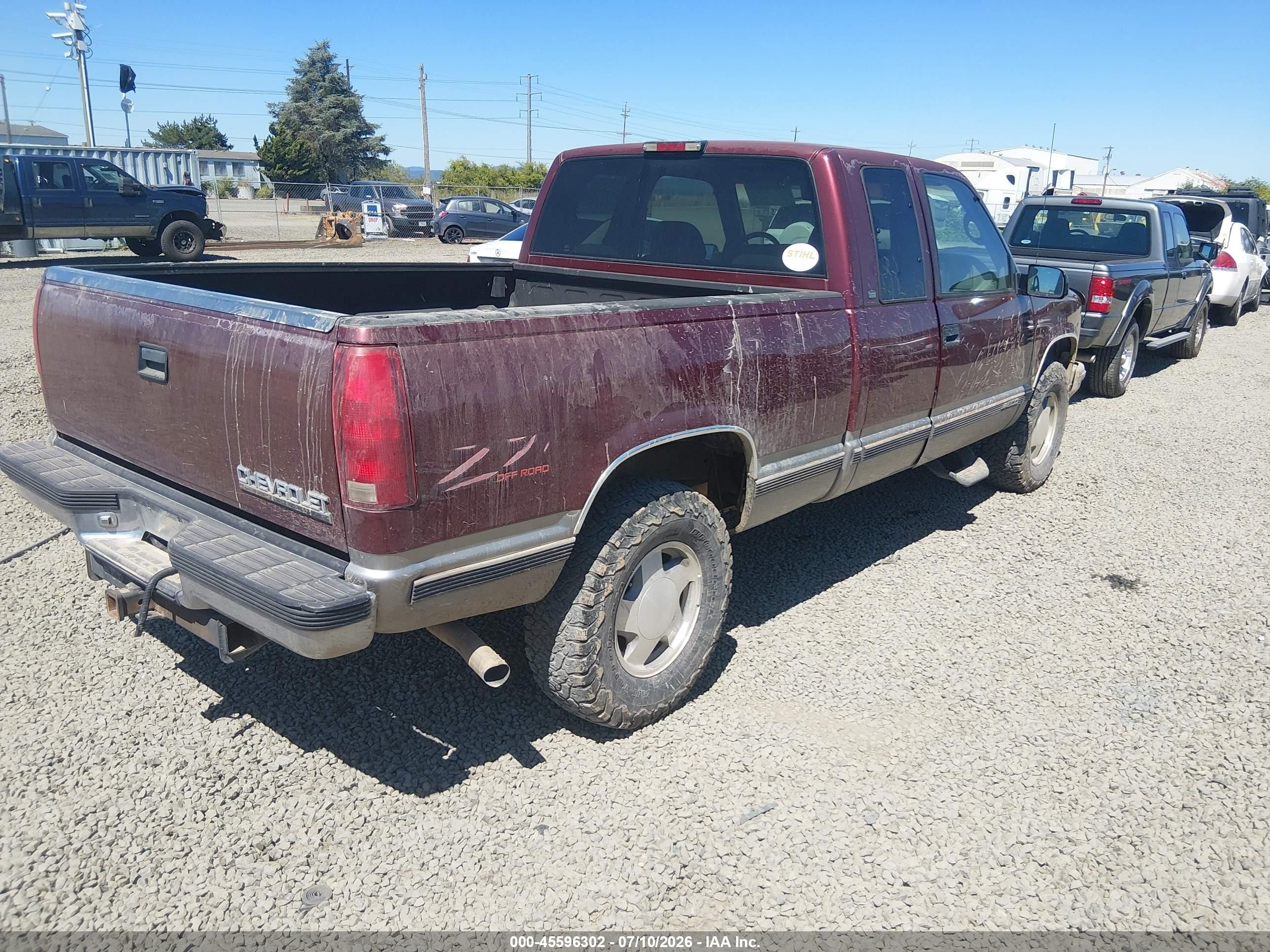 1998 Chevrolet C/k 1500 Fleetside Red vin: 2GCEK19R5W1273729