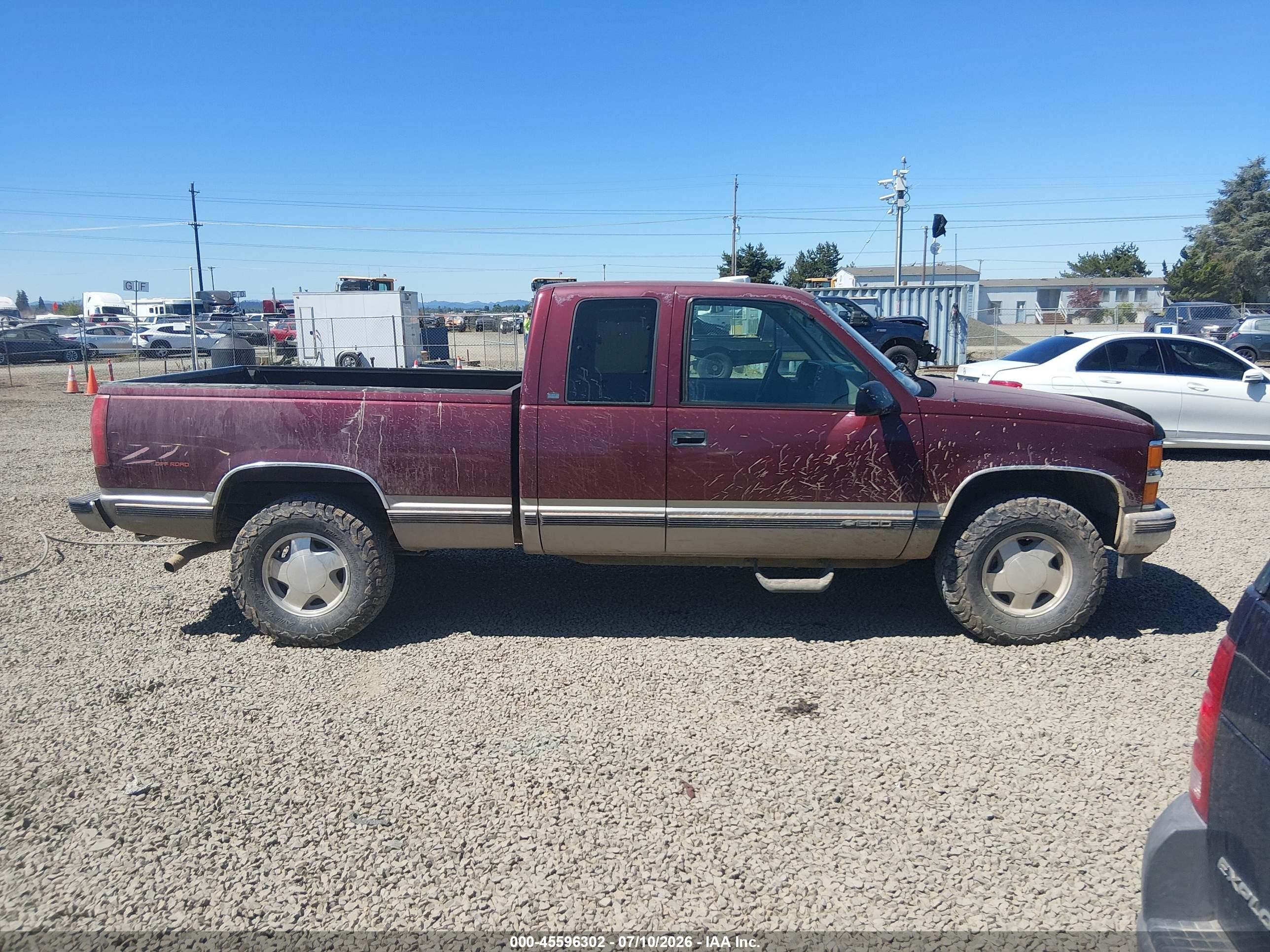 1998 Chevrolet C/k 1500 Fleetside Red vin: 2GCEK19R5W1273729