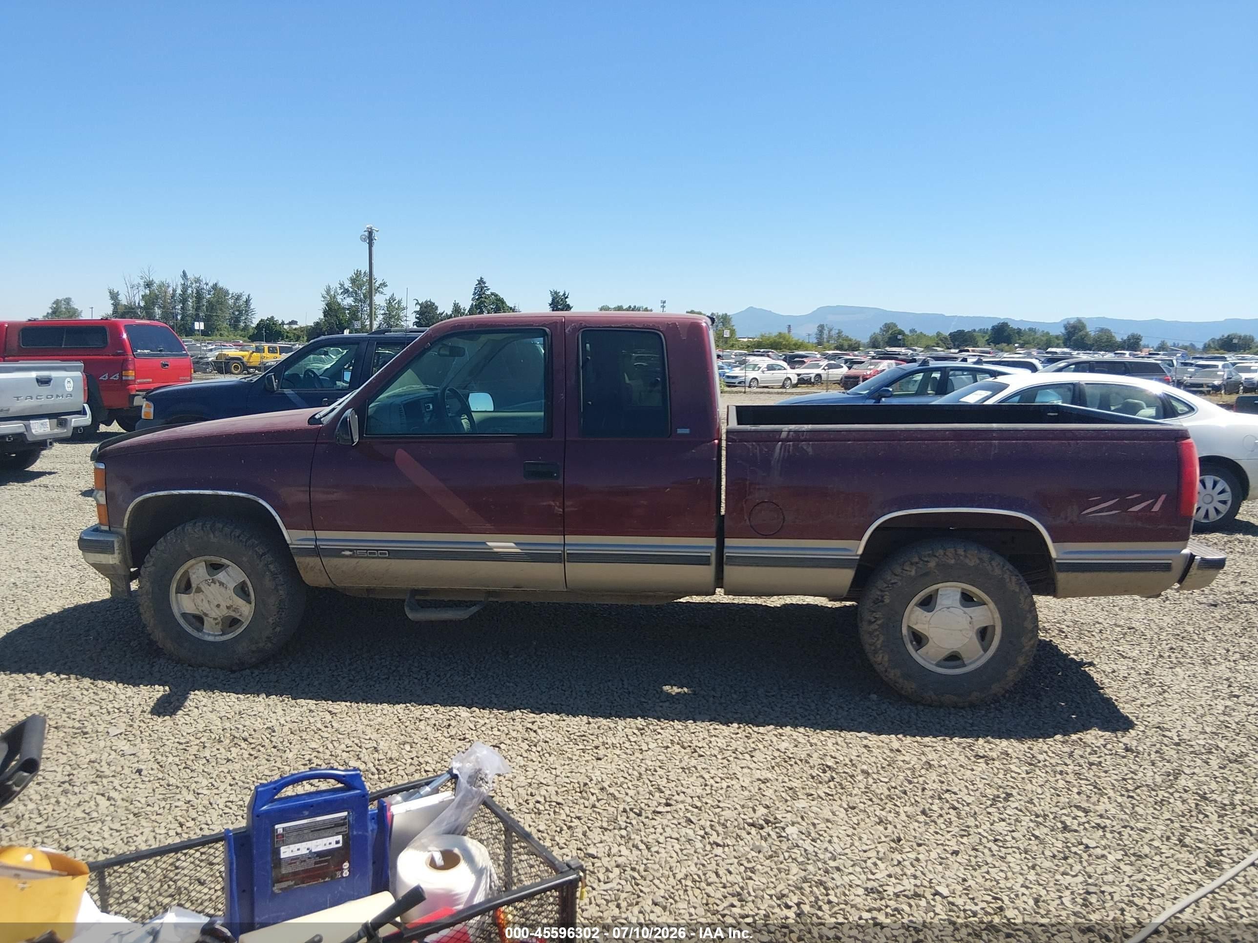 1998 Chevrolet C/k 1500 Fleetside Red vin: 2GCEK19R5W1273729