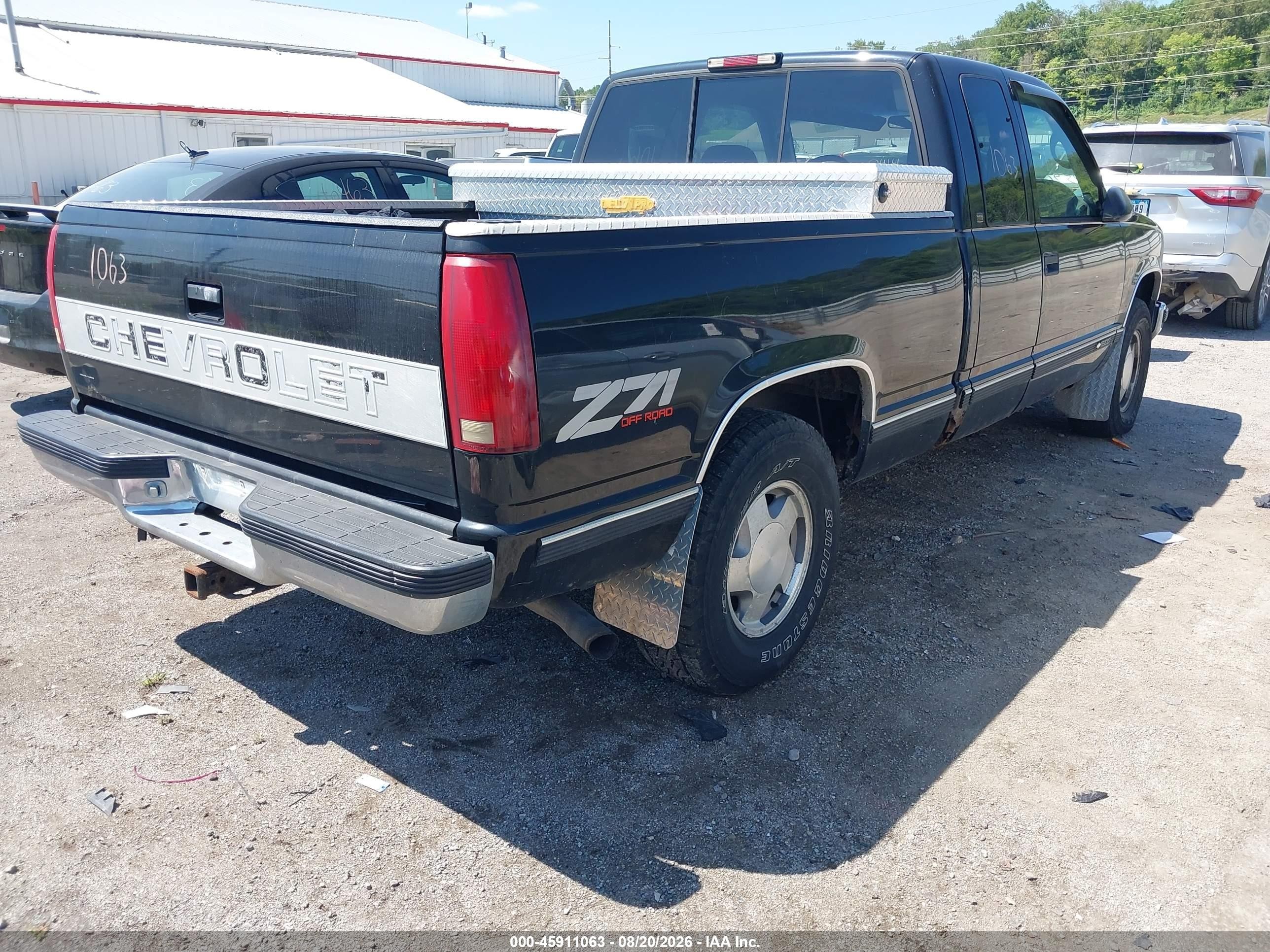 1997 Chevrolet K1500 Fleetside Black vin: 2GCEK19R6V1261720