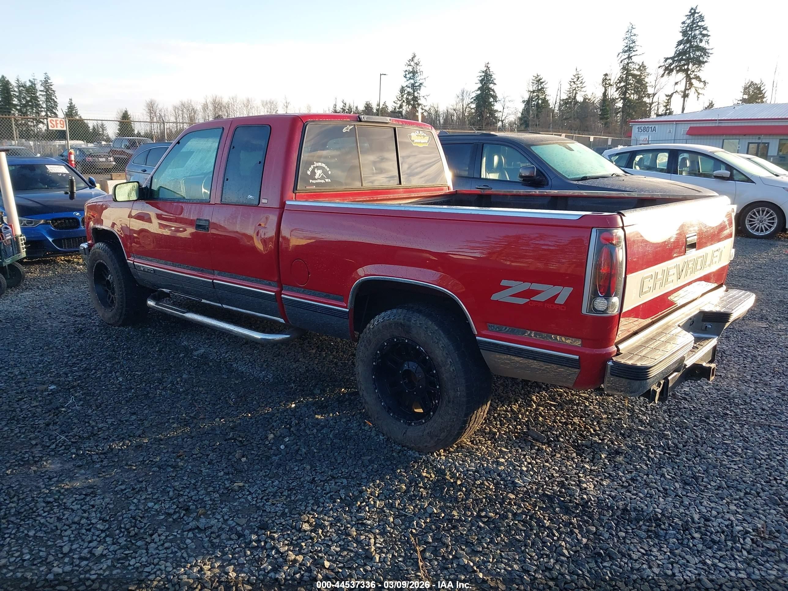 1997 Chevrolet K1500 Fleetside Красный vin: 2GCEK19R6V1277156