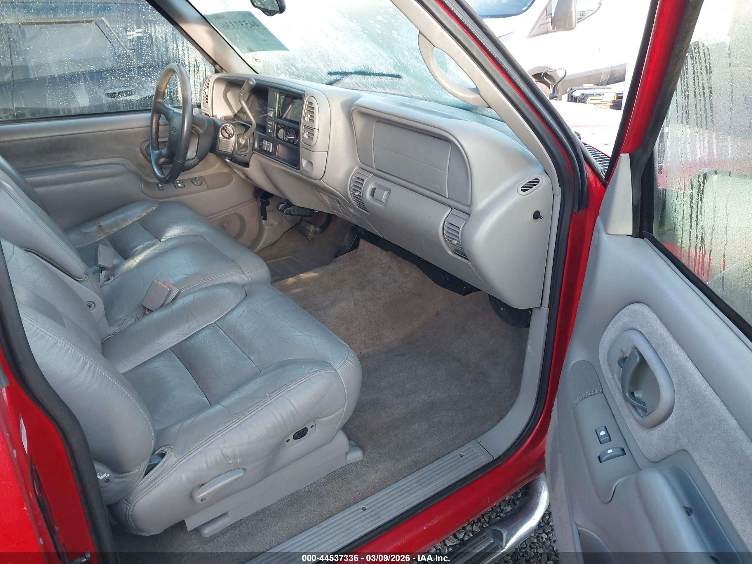1997 Chevrolet K1500 Fleetside Красный vin: 2GCEK19R6V1277156