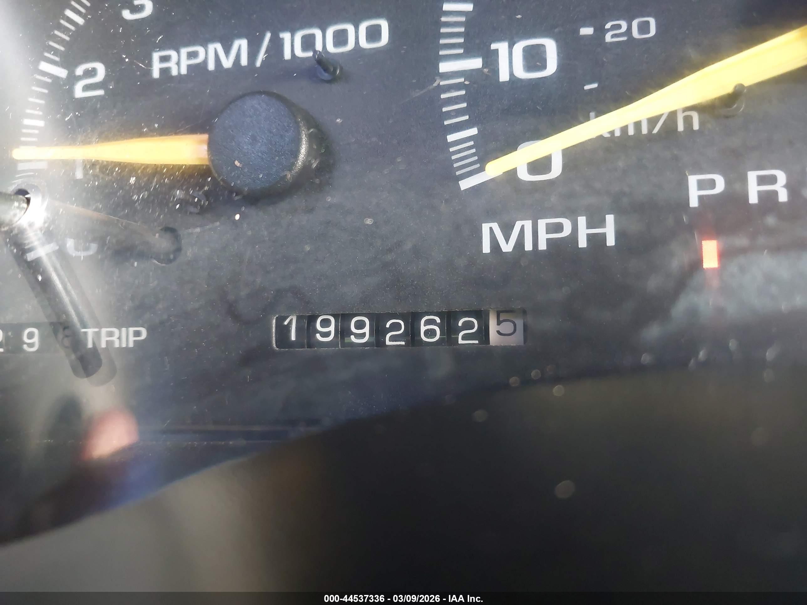 1997 Chevrolet K1500 Fleetside Красный vin: 2GCEK19R6V1277156