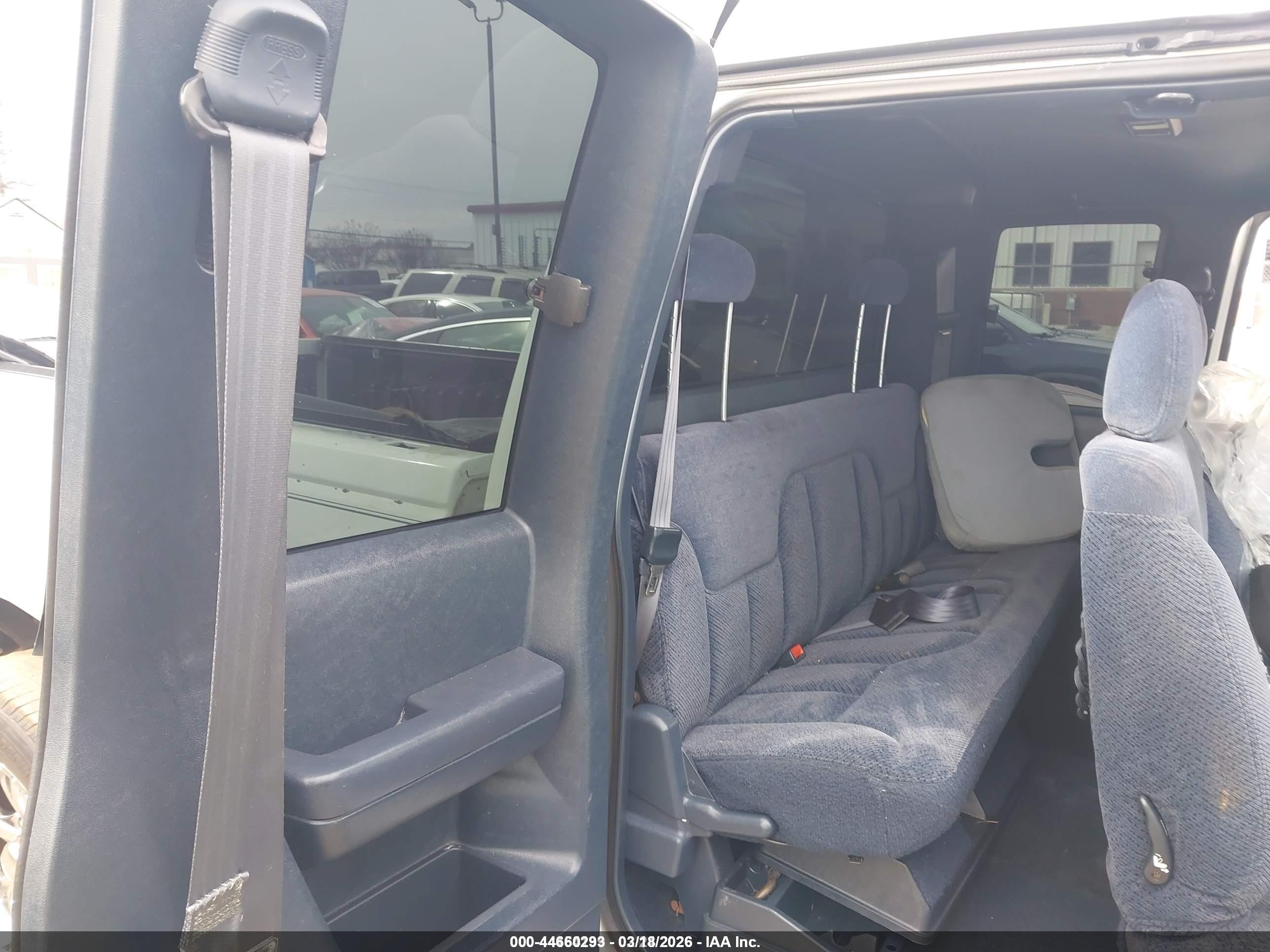 1997 Chevrolet K1500 Fleetside Белый vin: 2GCEK19R6V1282101