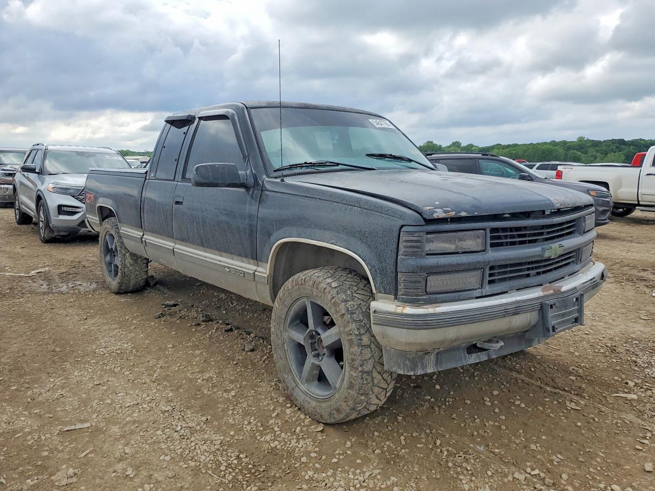 1998 Chevrolet Gmt-400 K1500 Black vin: 2GCEK19R6W1140042