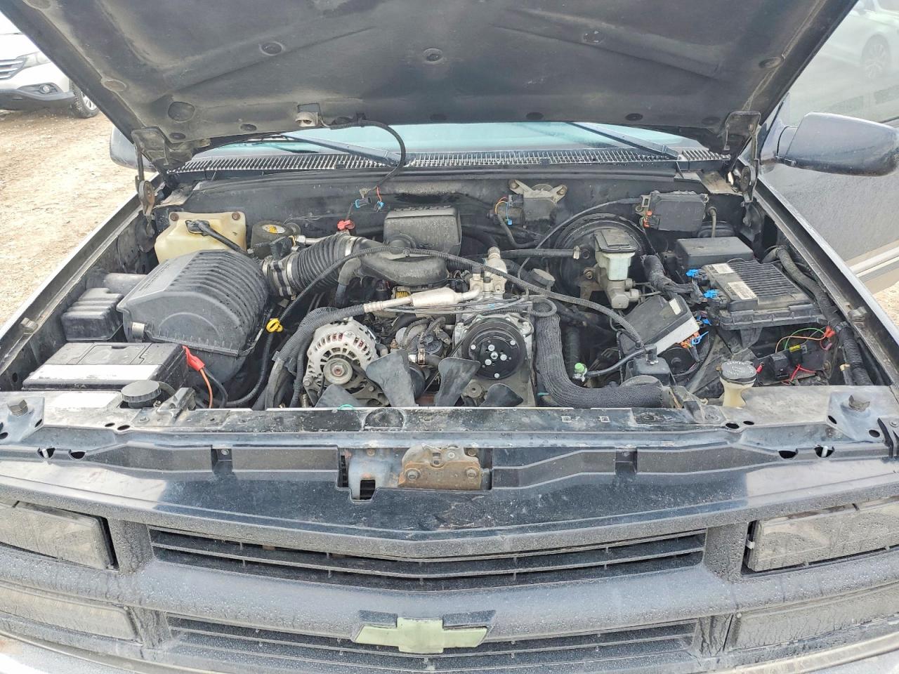 1998 Chevrolet Gmt-400 K1500 Black vin: 2GCEK19R6W1140042