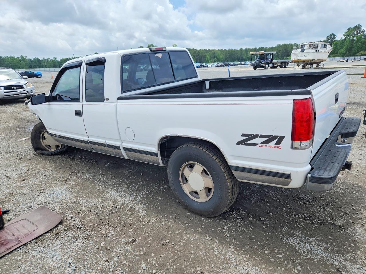 1998 Chevrolet Gmt-400 K1500 White vin: 2GCEK19R6W1221378