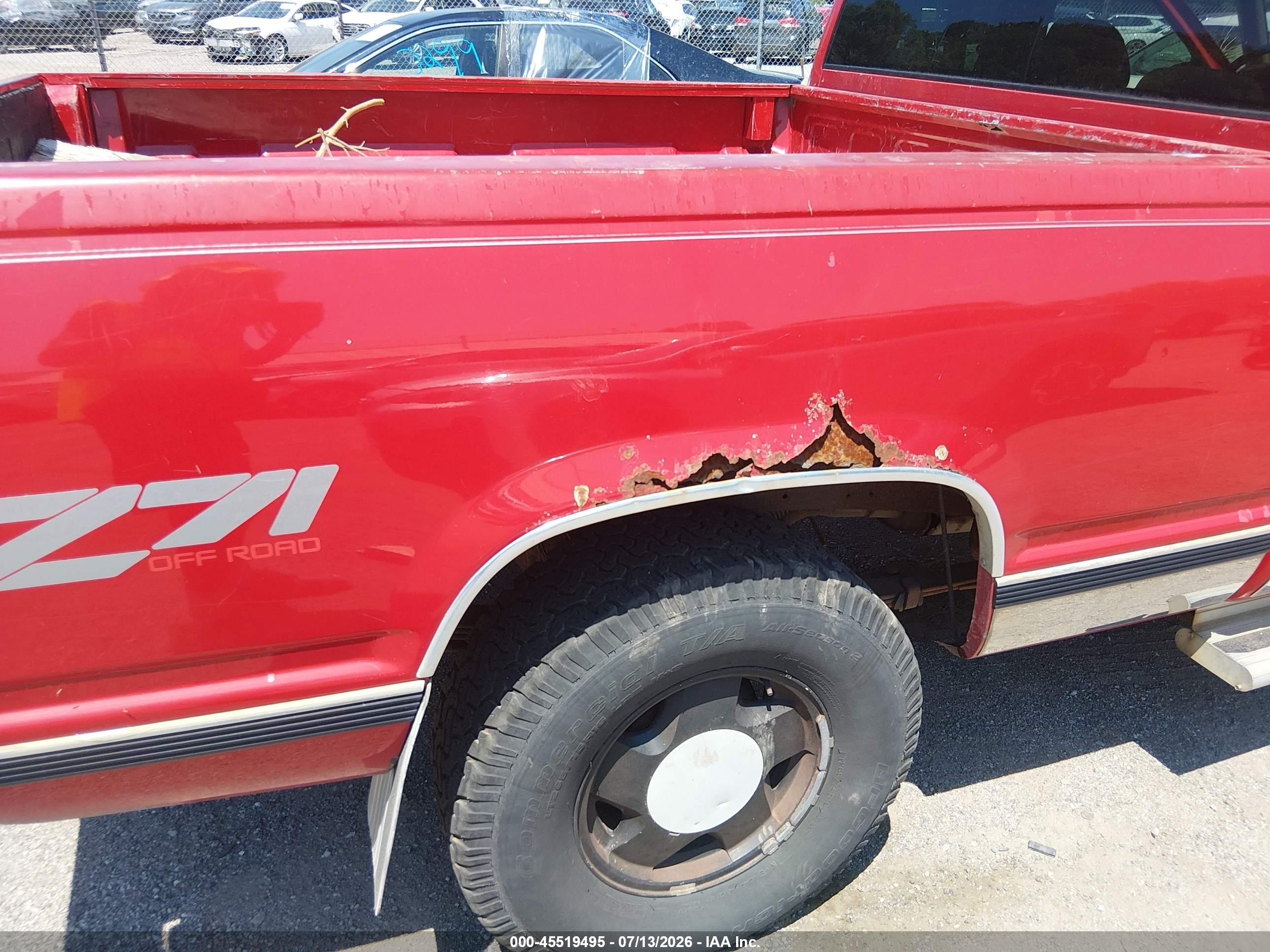 1996 Chevrolet Gmt-400 K1500 Red vin: 2GCEK19R7T1215830
