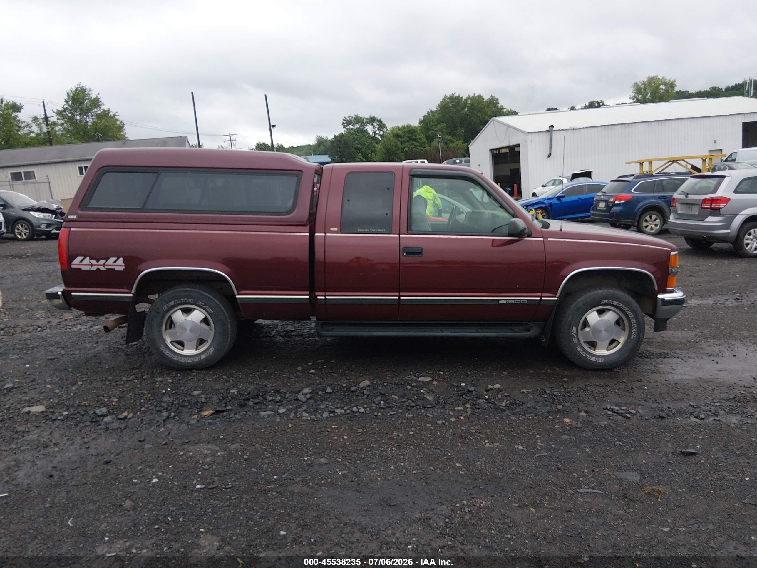 1998 Chevrolet C/k 1500 Fleetside Burgundy vin: 2GCEK19R7W1191016