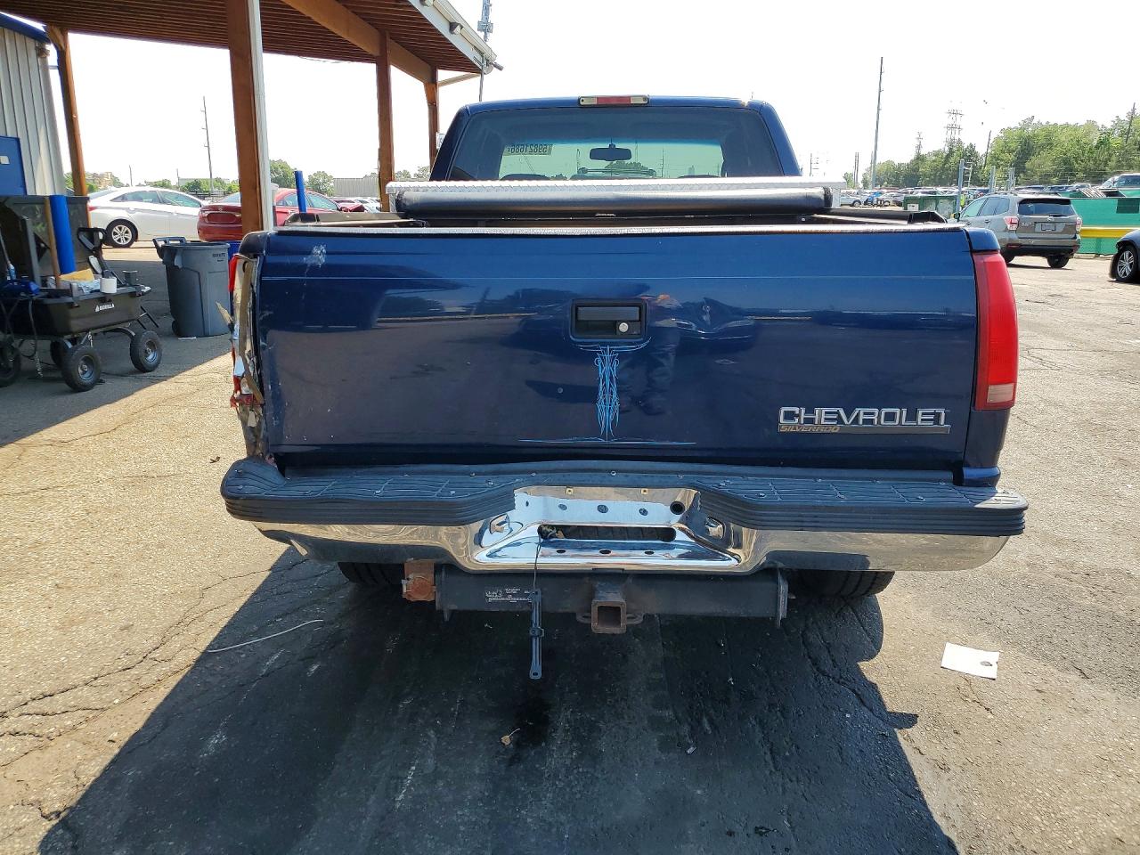 1998 Chevrolet Gmt-400 K1500 Blue vin: 2GCEK19R7W1224581