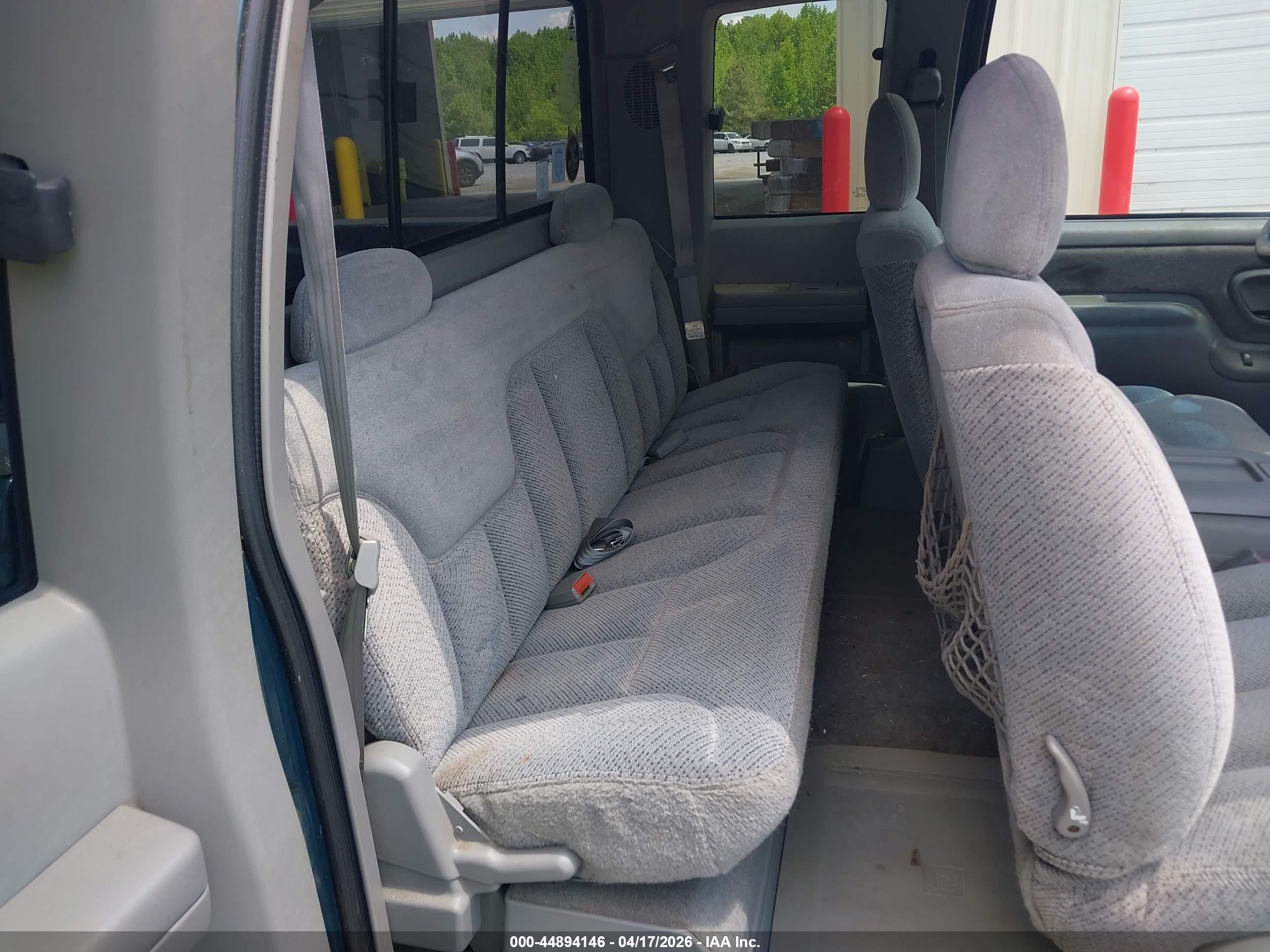 1997 Chevrolet K1500 Fleetside Зеленый vin: 2GCEK19R8V1162140