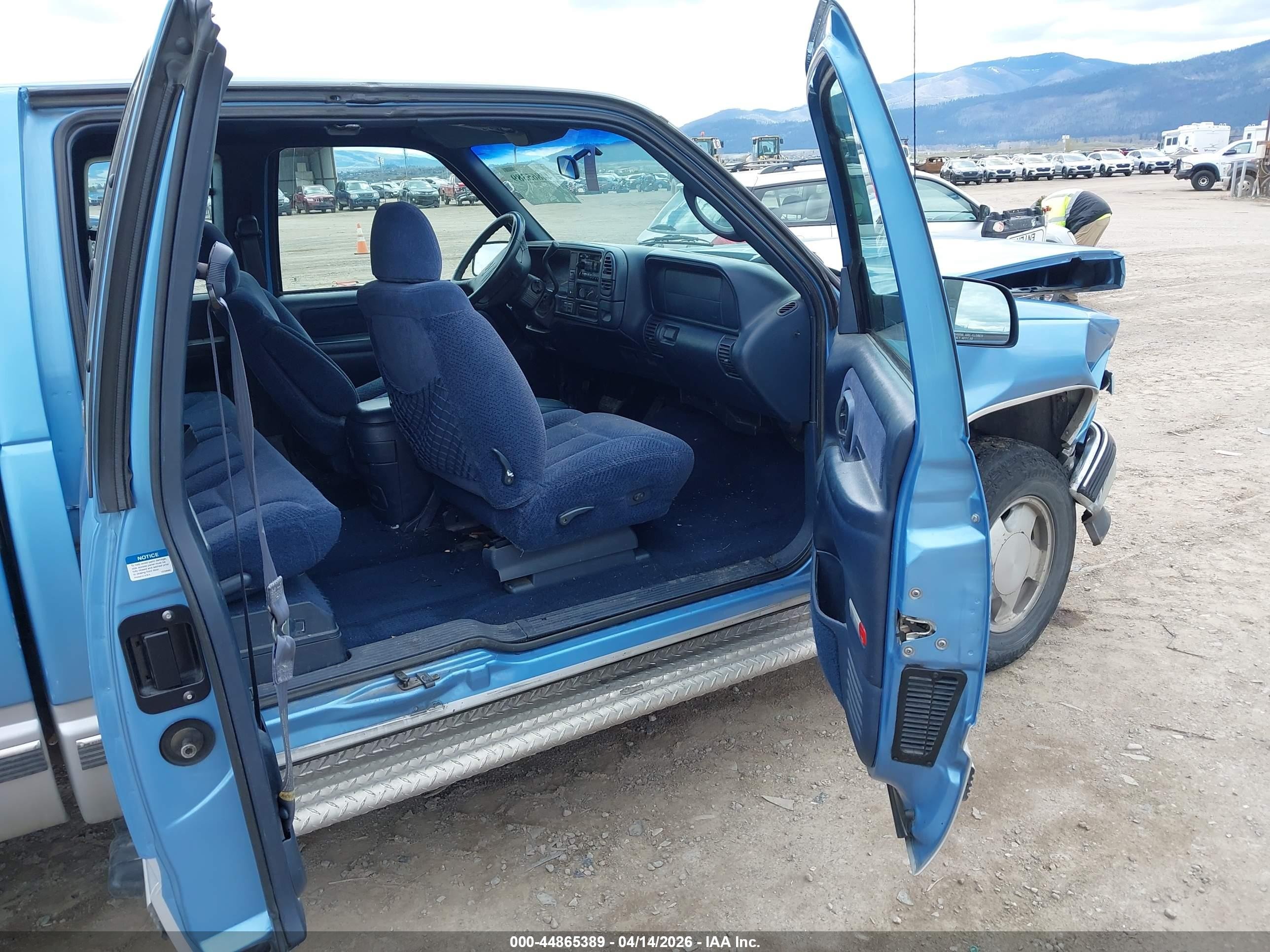 1997 Chevrolet K1500 Fleetside Blue vin: 2GCEK19R8V1180864