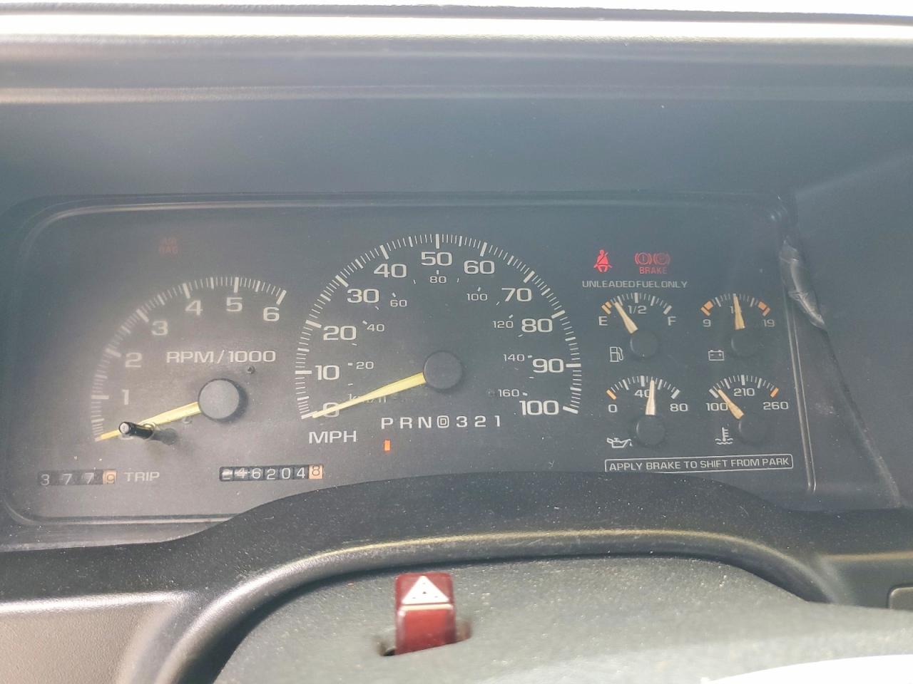 1998 Chevrolet Gmt-400 K1500 Two Tone vin: 2GCEK19R8W1276253