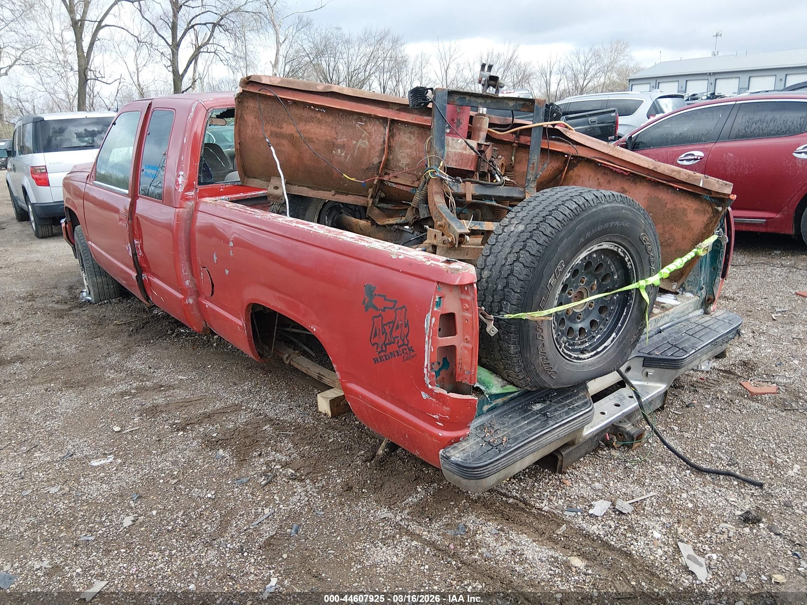 1997 Chevrolet K1500 Fleetside Красный vin: 2GCEK19R9V1115585