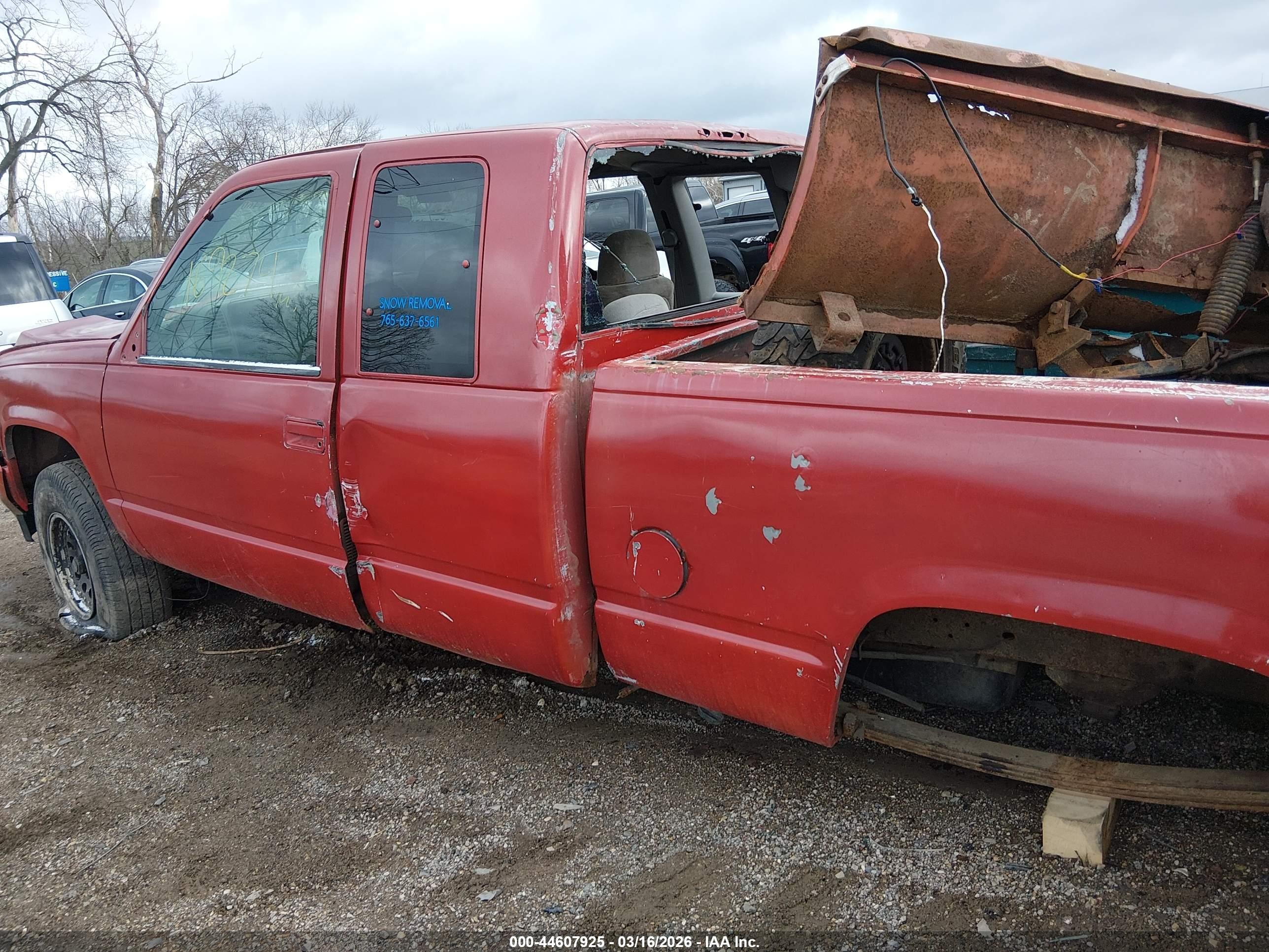 1997 Chevrolet K1500 Fleetside Красный vin: 2GCEK19R9V1115585