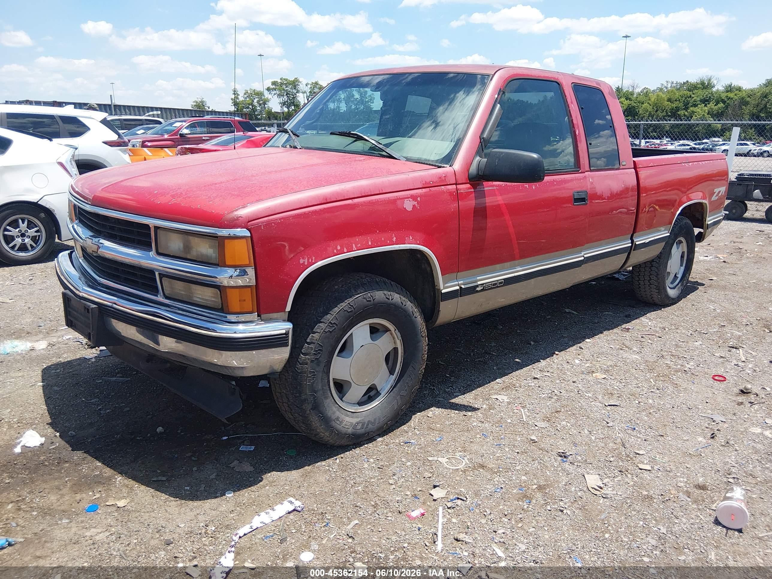 1998 Chevrolet C/k 1500 Fleetside Red vin: 2GCEK19R9W1141038