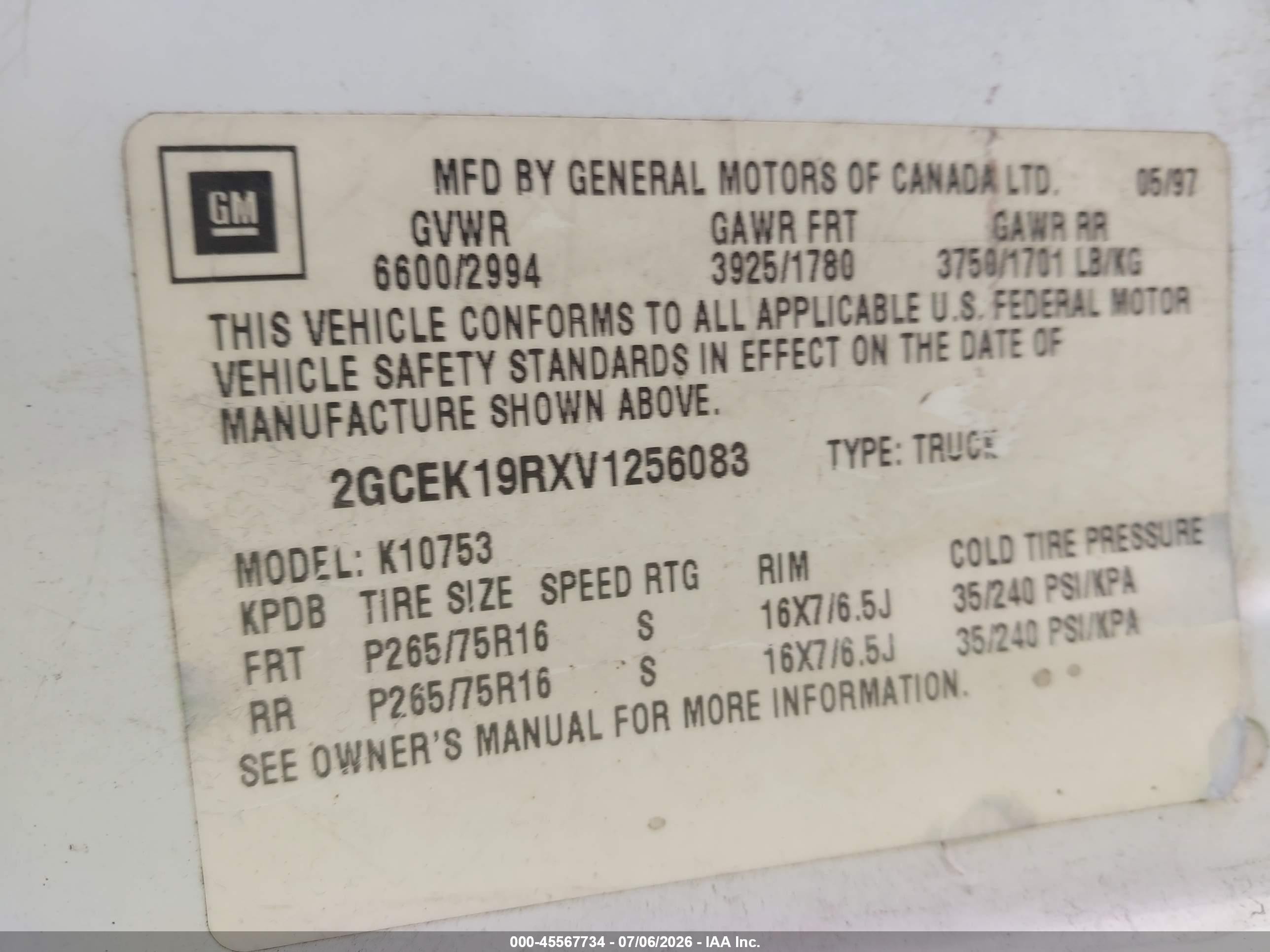 1997 Chevrolet K1500 Fleetside White vin: 2GCEK19RXV1256083