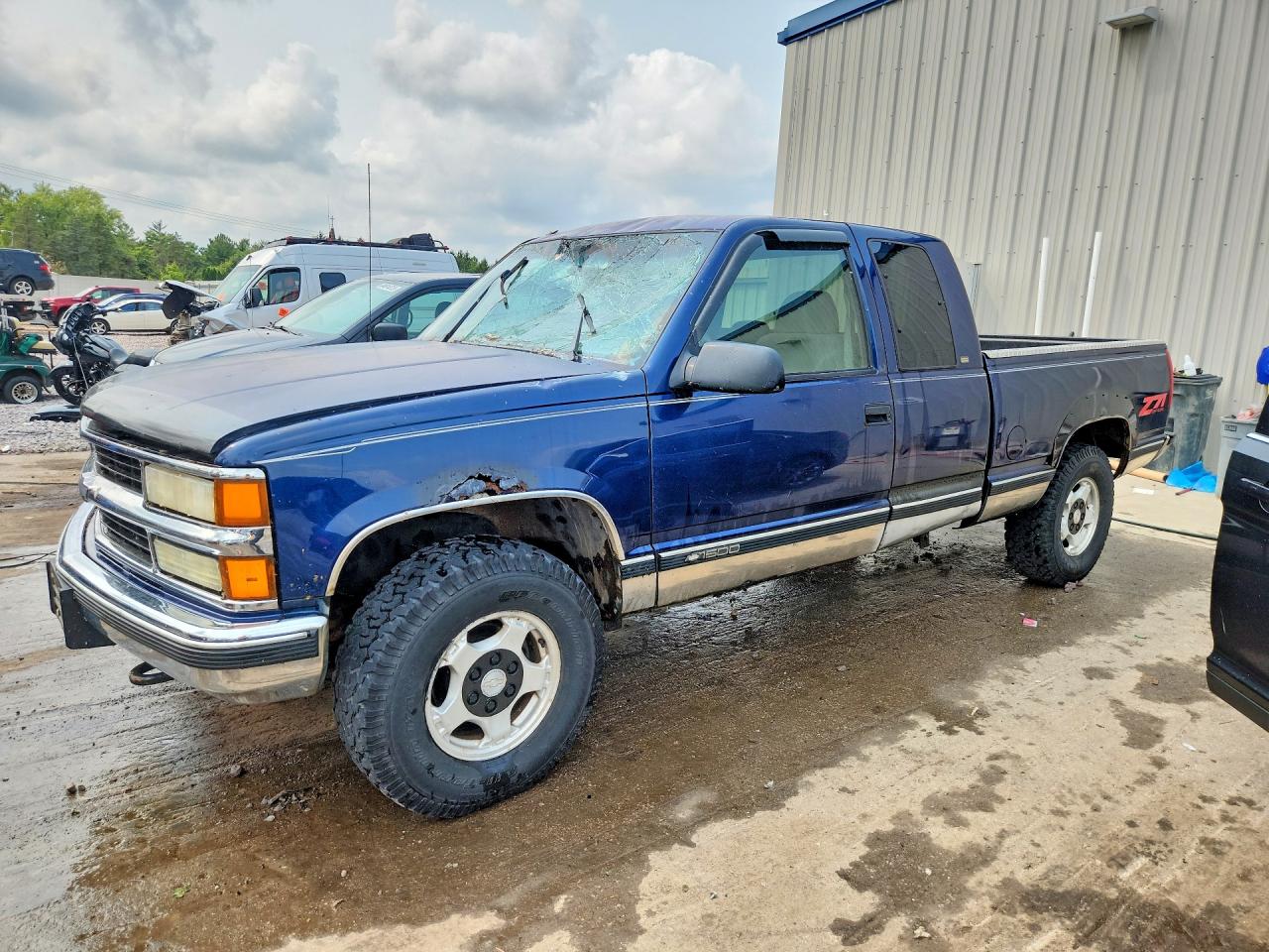 1998 Chevrolet Gmt-400 K1500 Blue vin: 2GCEK19RXW1143963