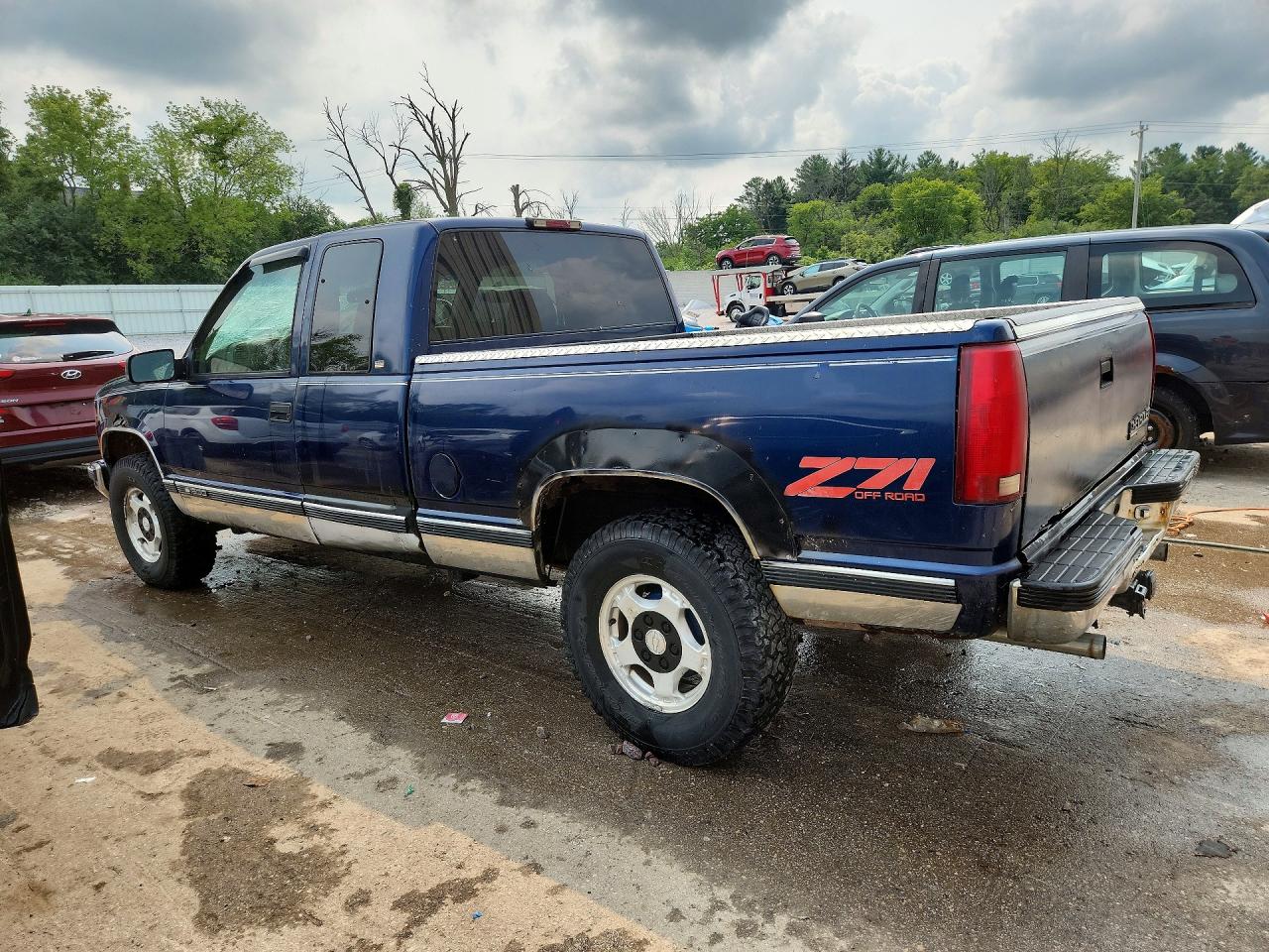 1998 Chevrolet Gmt-400 K1500 Blue vin: 2GCEK19RXW1143963