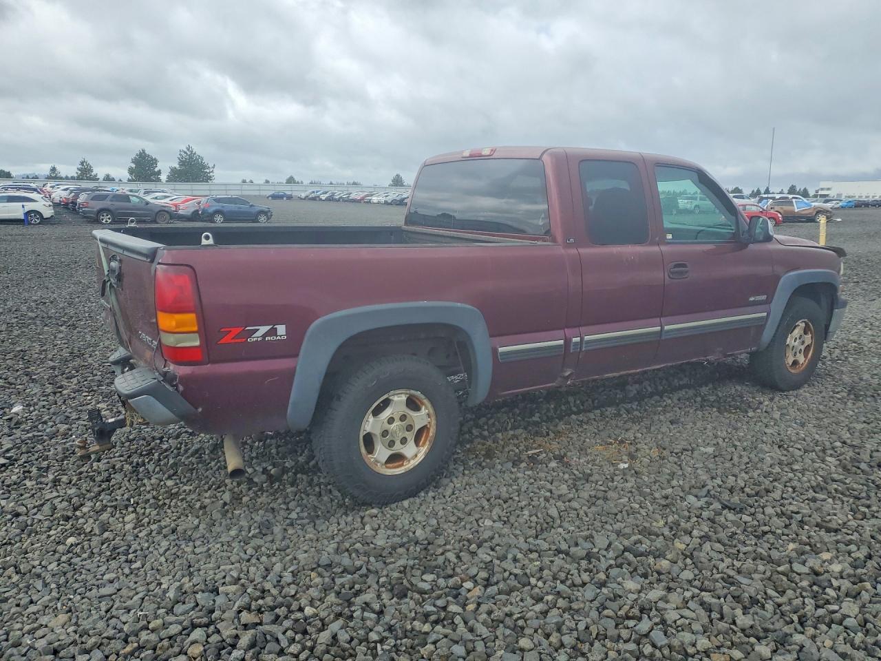 2001 Chevrolet Silverado K1500 Burgundy vin: 2GCEK19T011279426