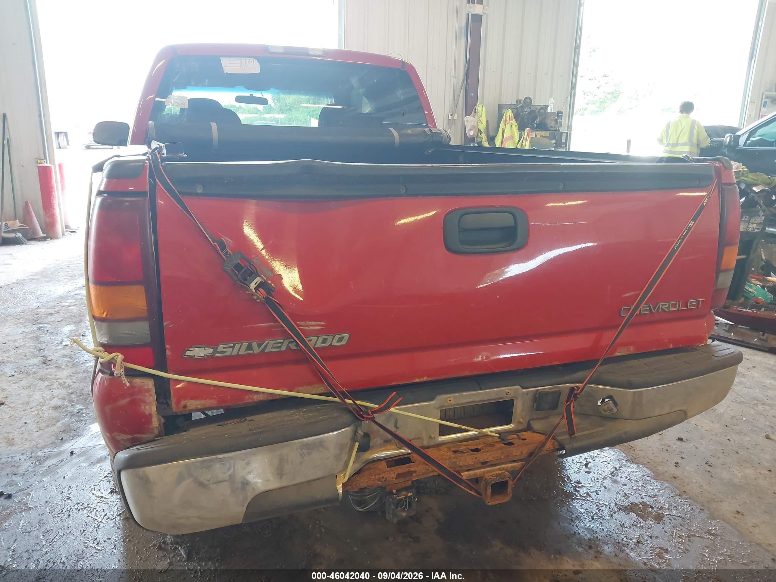 2002 Chevrolet Silverado 1500 Ls/lt Red vin: 2GCEK19T021145808