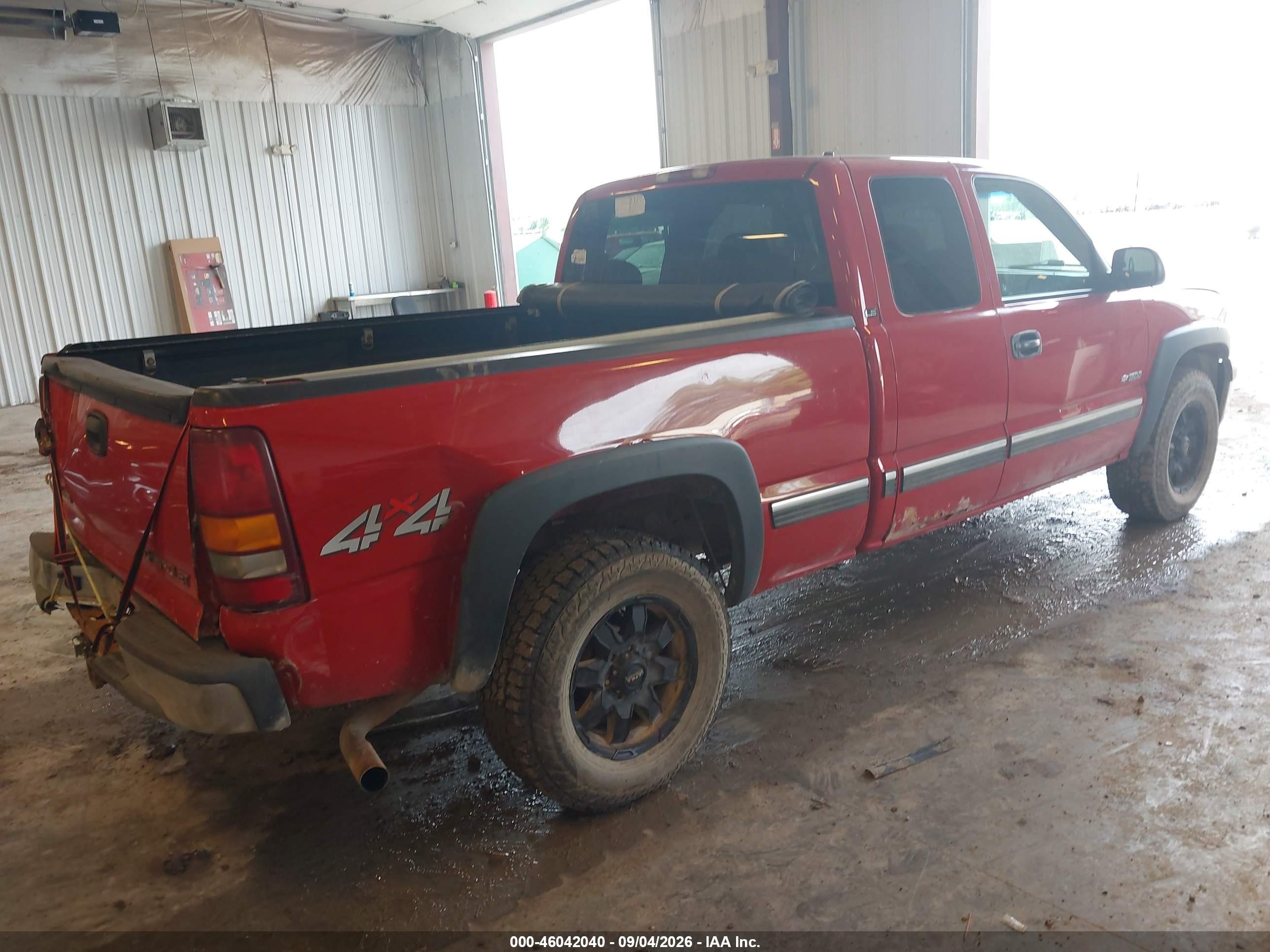 2002 Chevrolet Silverado 1500 Ls/lt Red vin: 2GCEK19T021145808