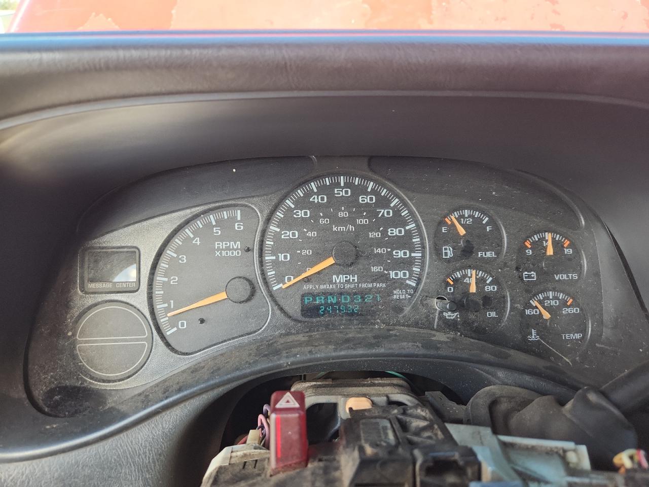 2002 Chevrolet Silverado K1500 Красный vin: 2GCEK19T021200032