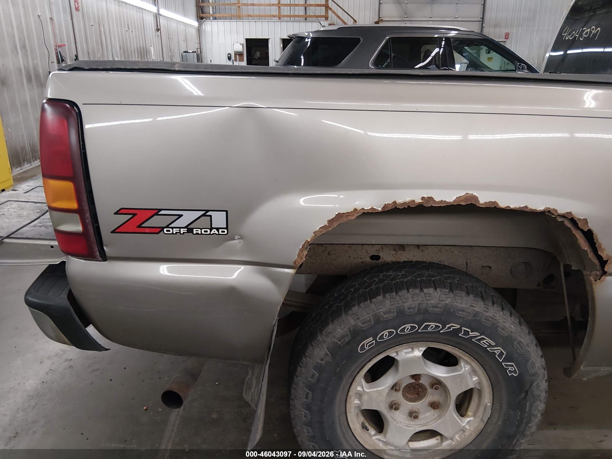 2002 Chevrolet Silverado 1500 Ls Beige vin: 2GCEK19T021243611